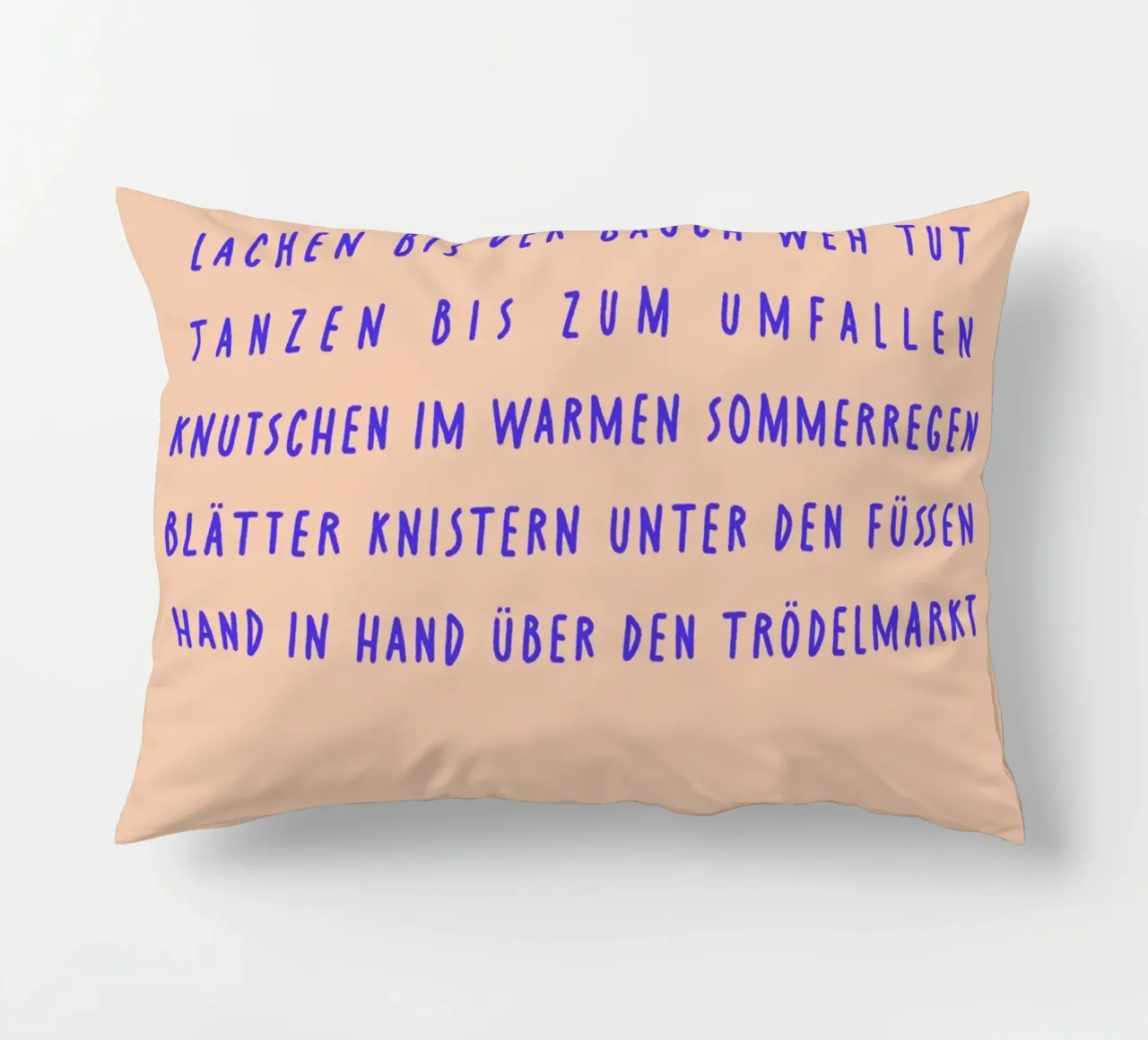 Lachen.Tanzen.Knutschen..Hand in Hand. cuscino da FRICKE DESIGN