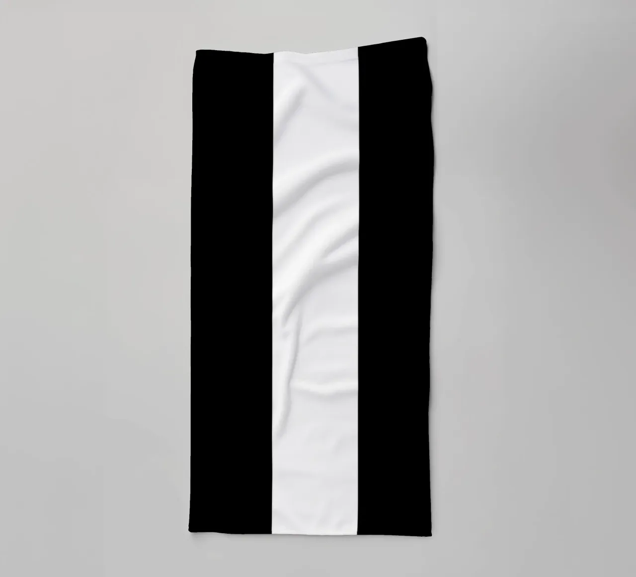Motif de rayures noires et blanches art géométrique minimaliste serviette de bain de gulsengunel