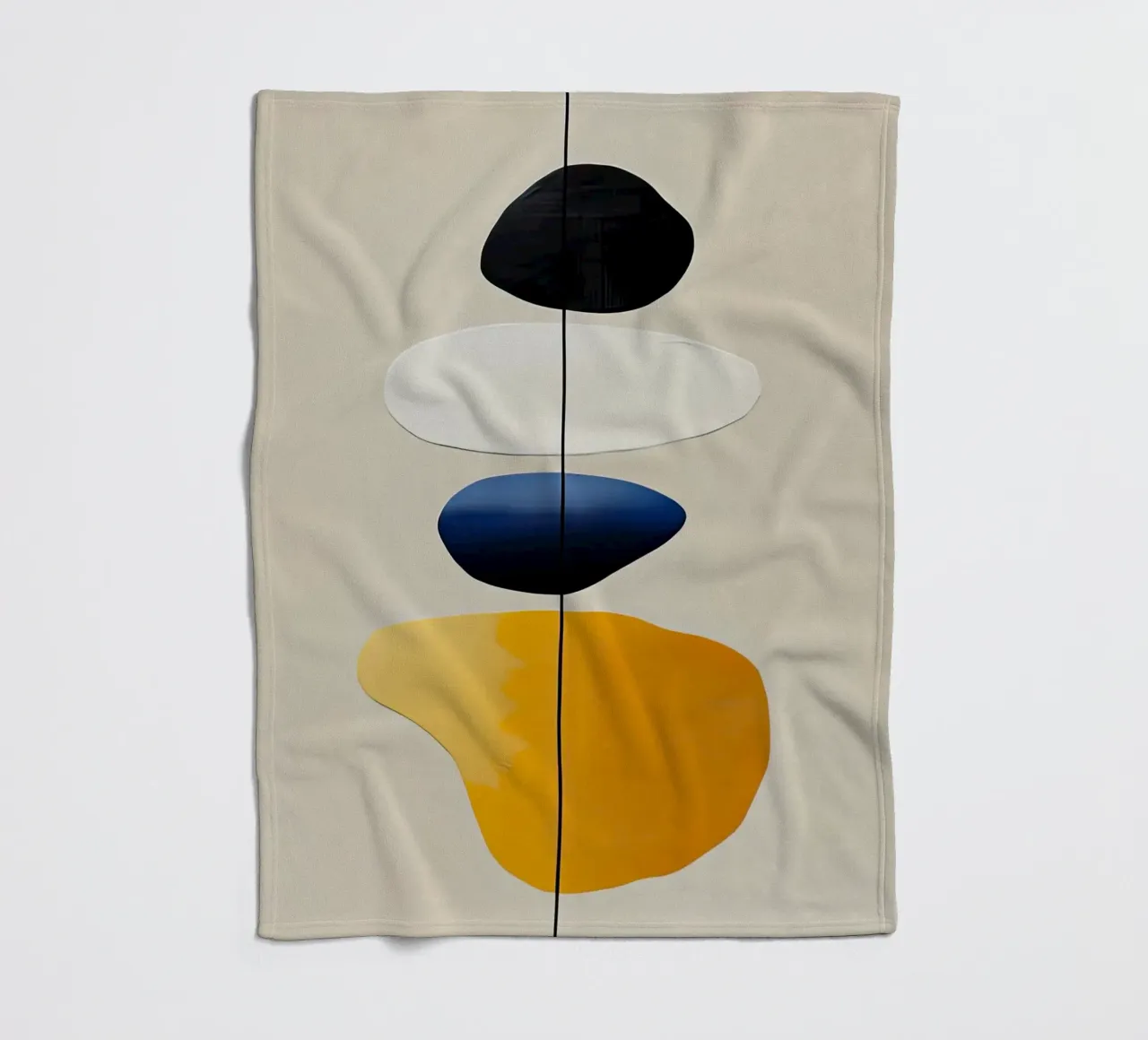 Composizione minimalista di forme impilate in giallo coperta in pile da Artbyvo
