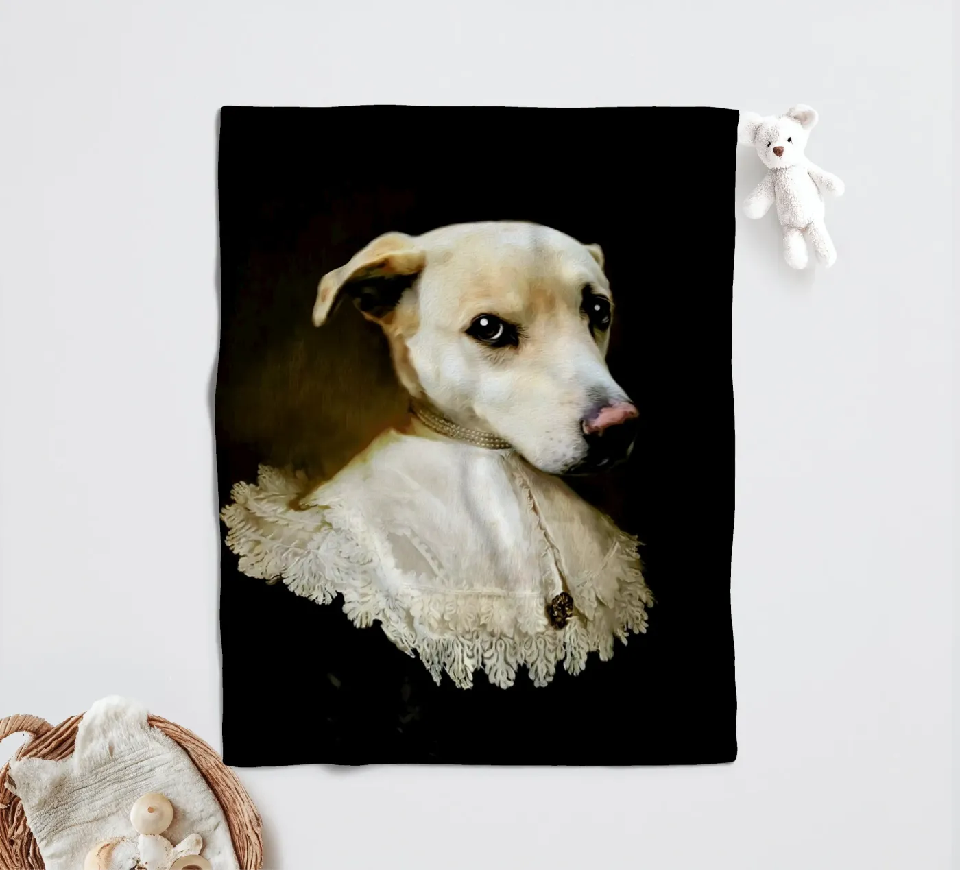 Fidele fleece blanket by Tein Lucasson