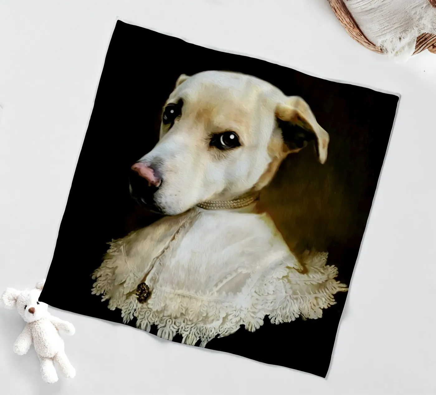 Fidele fleece blanket by Tein Lucasson