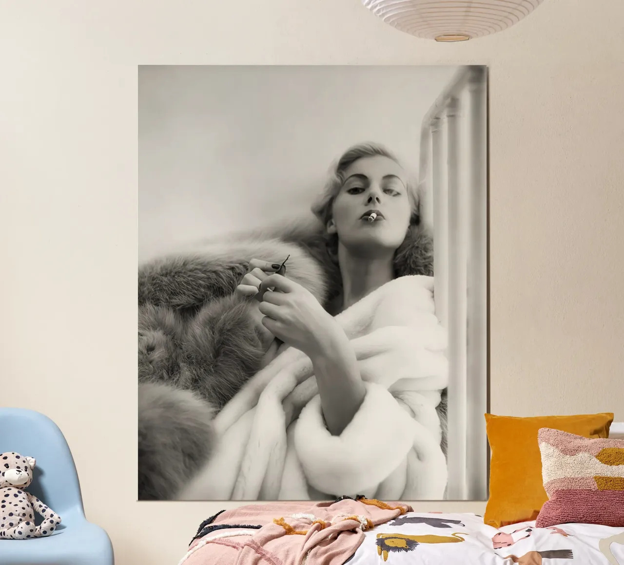 Anita che fuma una sigaretta poster da Lorraine Mooore