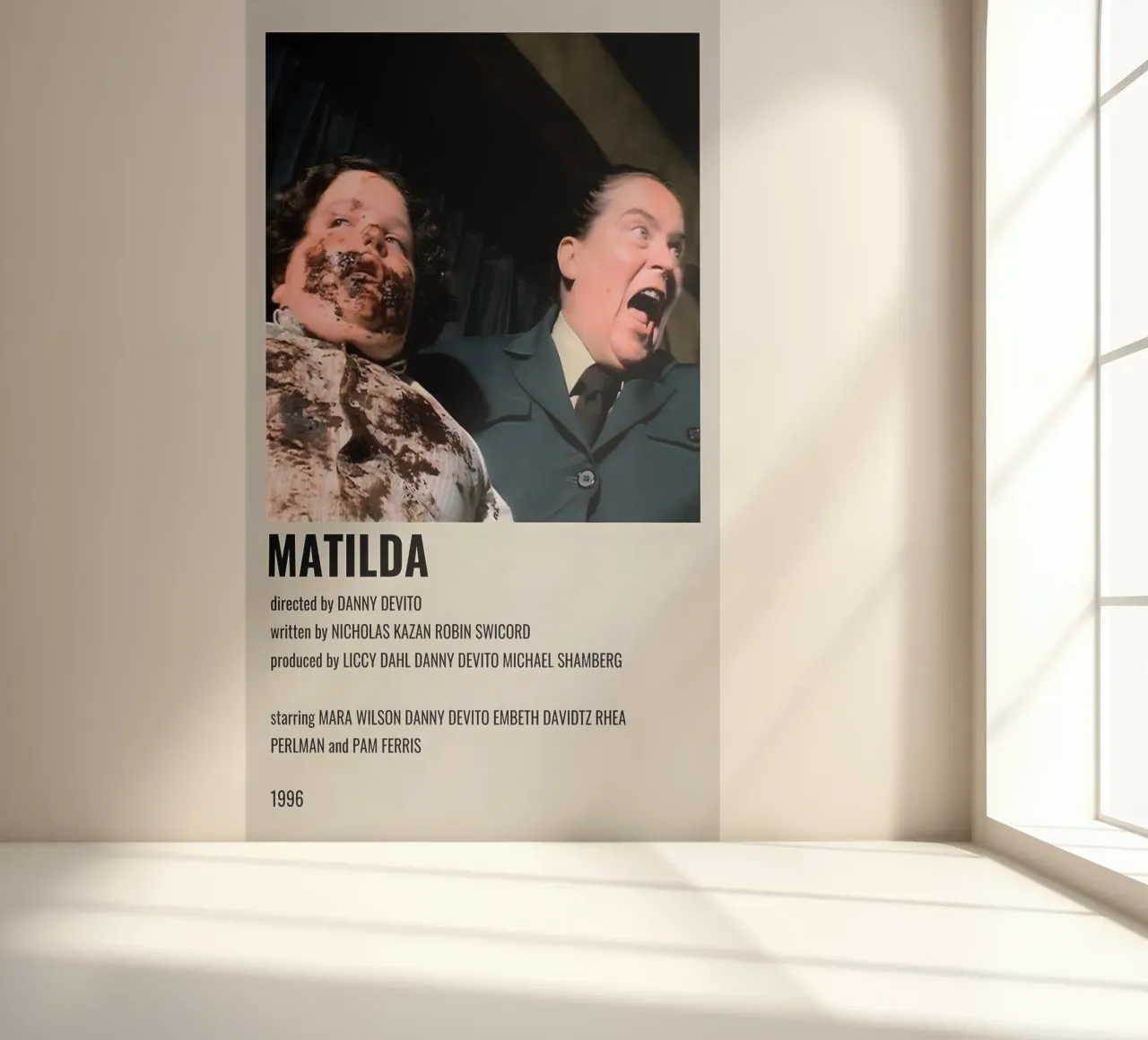 MATILDA fotobehang van MVFminimalist