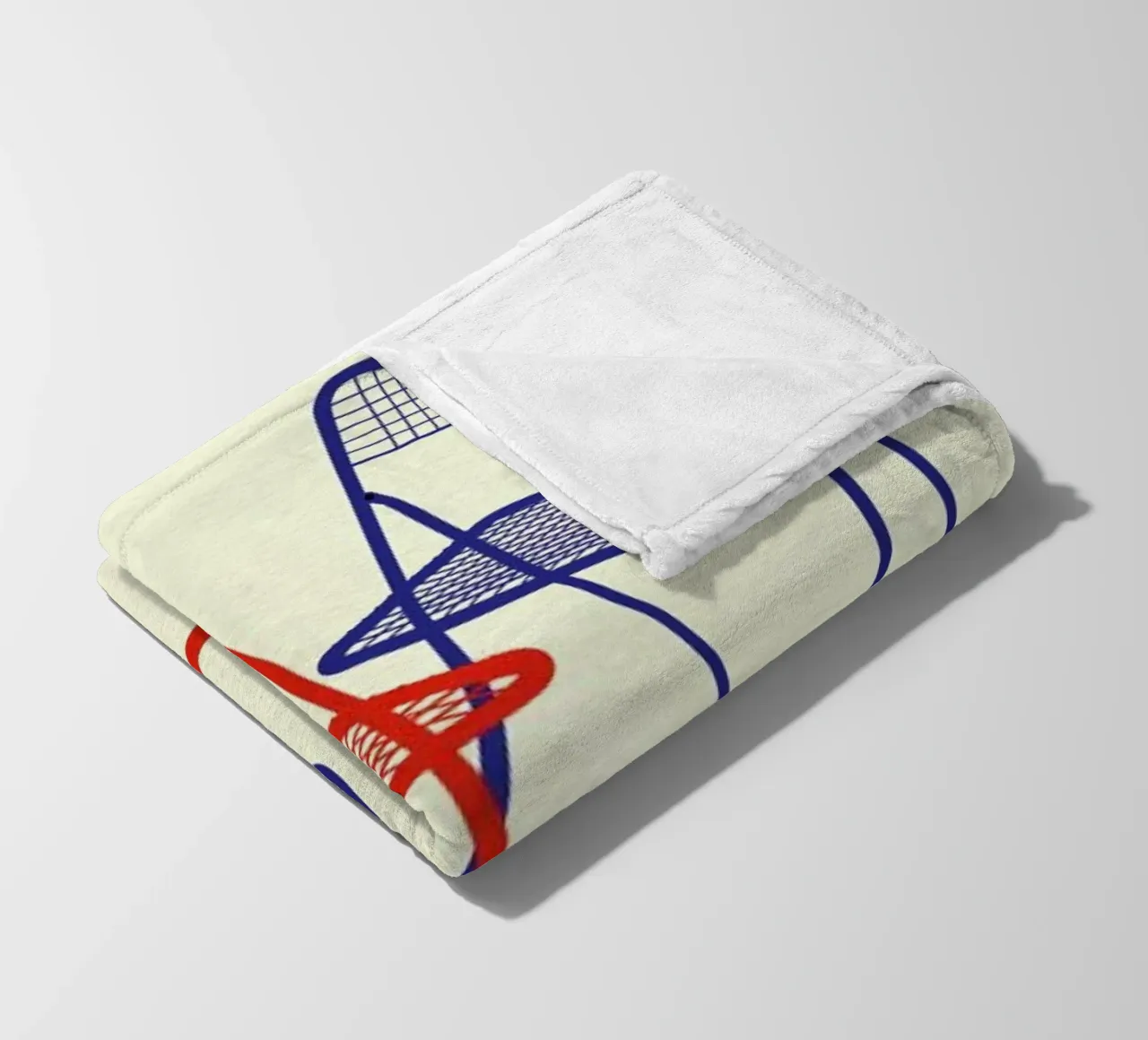 Ted Net Chair Red Blue coperta in pile da Rosi Feist