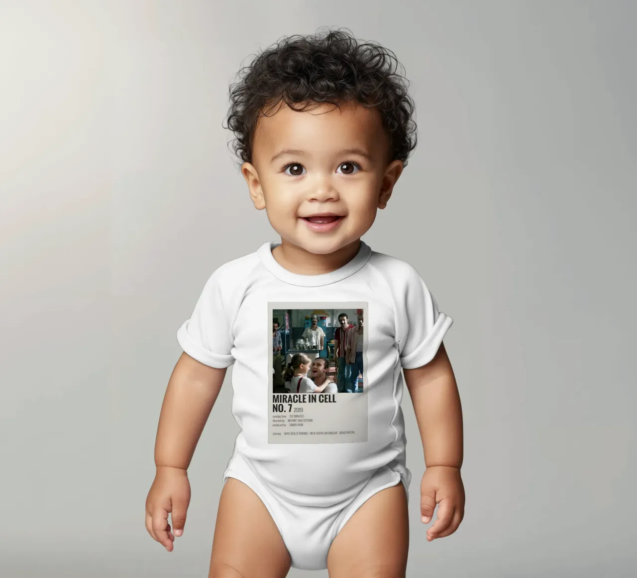 MIRACLE IN CELL NO. 7 2019 body neonato maniche corte da MVFminimalist