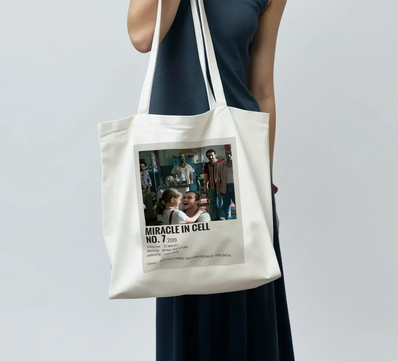 MIRACLE IN CELL NO. 7 2019 borsa in juta da MVFminimalist