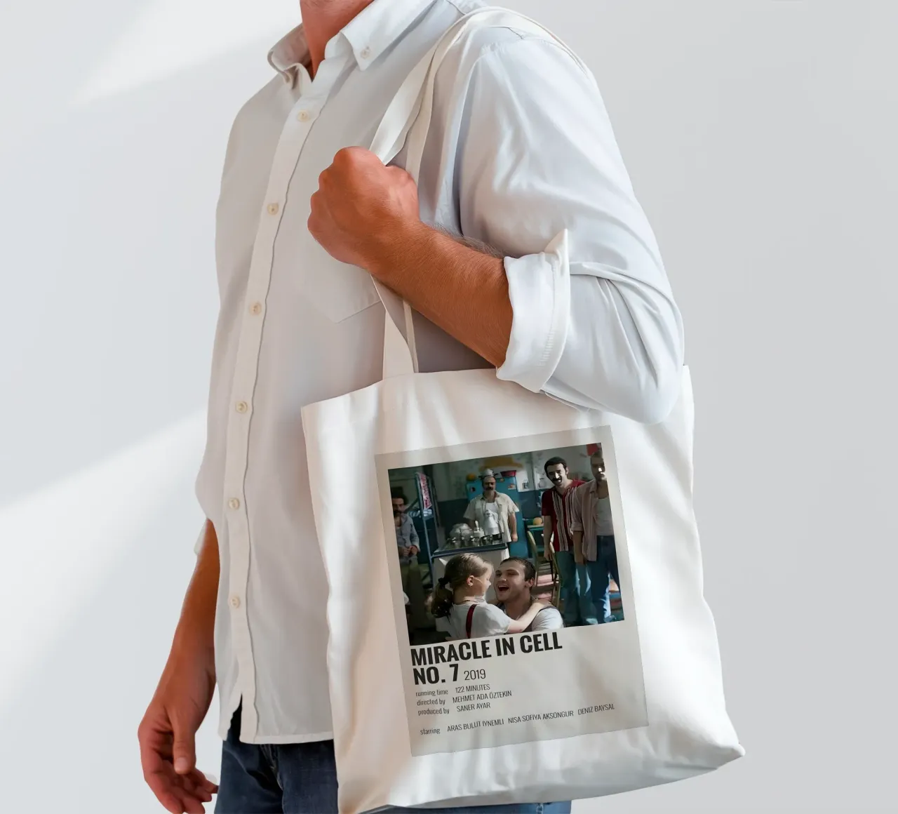 MIRACLE IN CELL NO. 7 2019 borsa in juta da MVFminimalist