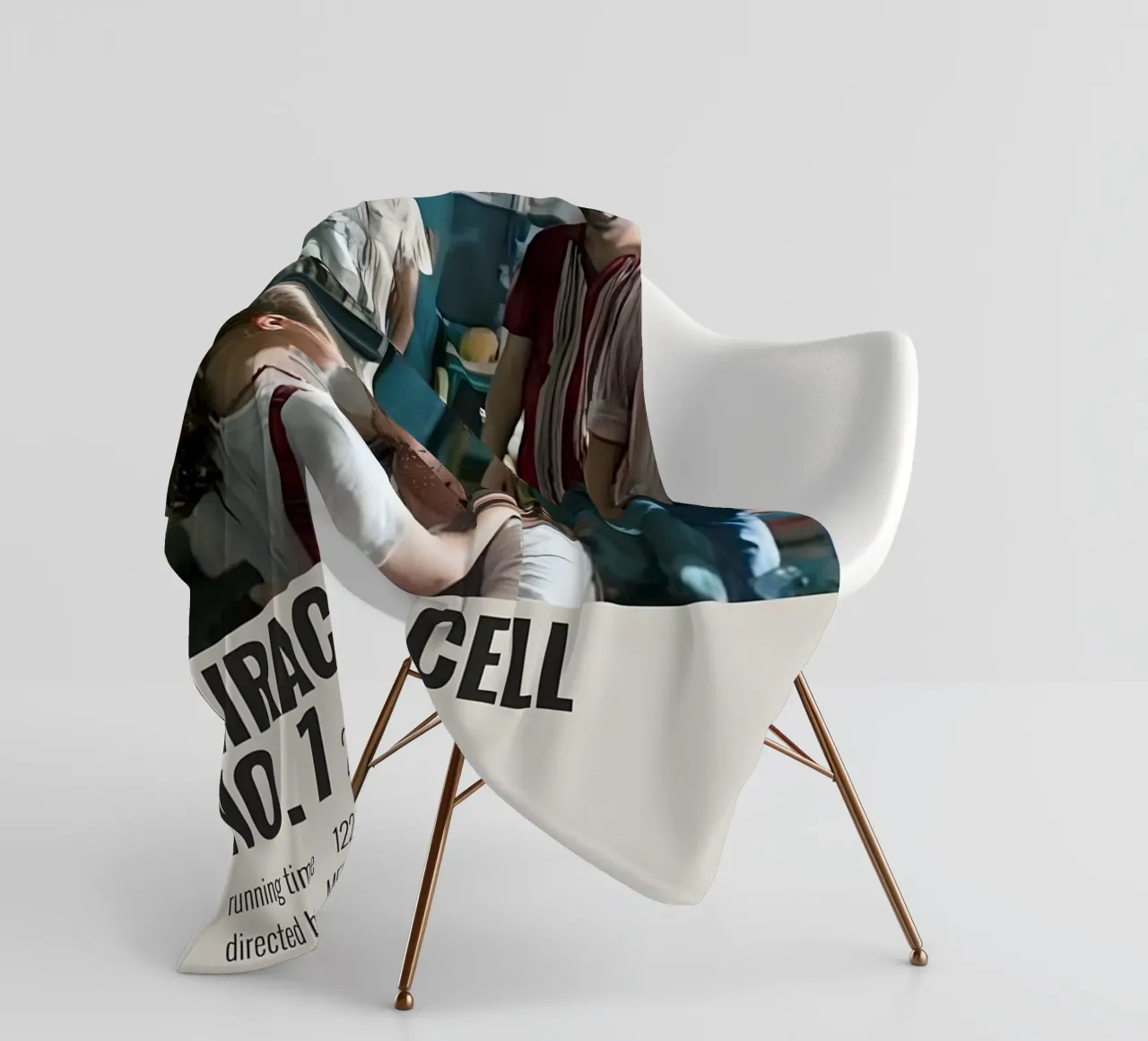 MIRACLE IN CELL NO. 7 2019 coperta in pile da MVFminimalist