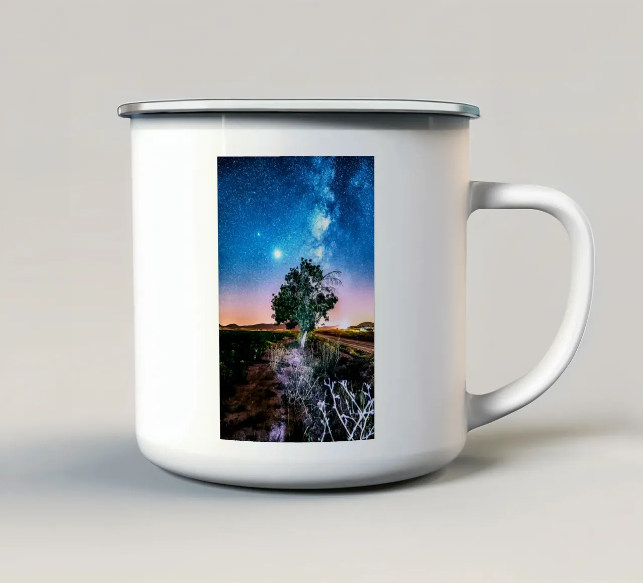 spazio paesaggistico notturno tazza in smalto da space words