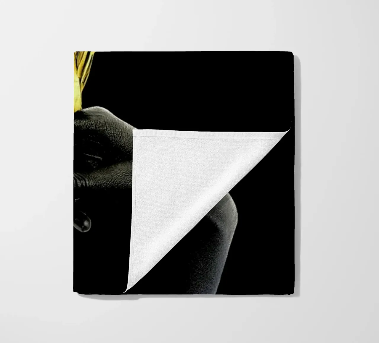 Golden Parrot beach towel by Wouter Rikken