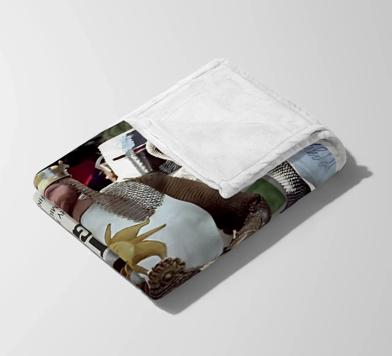MONTY PYTHON AND THE HOLY GRAIL 1975 coperta in pile da MVFminimalist