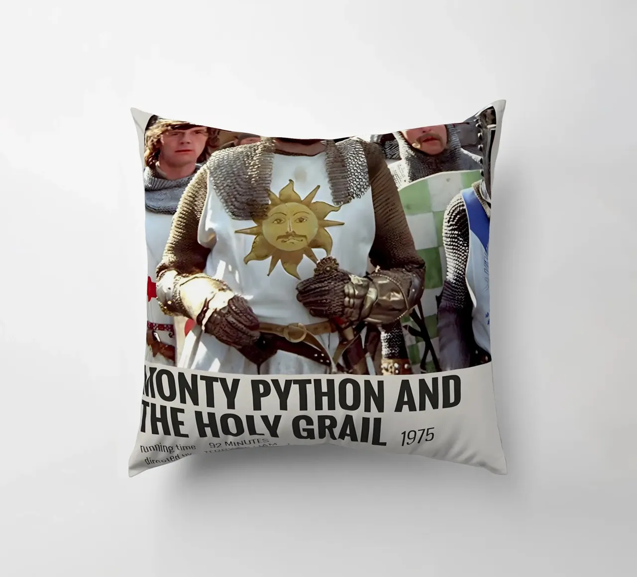 MONTY PYTHON AND THE HOLY GRAIL 1975 cuscino da MVFminimalist