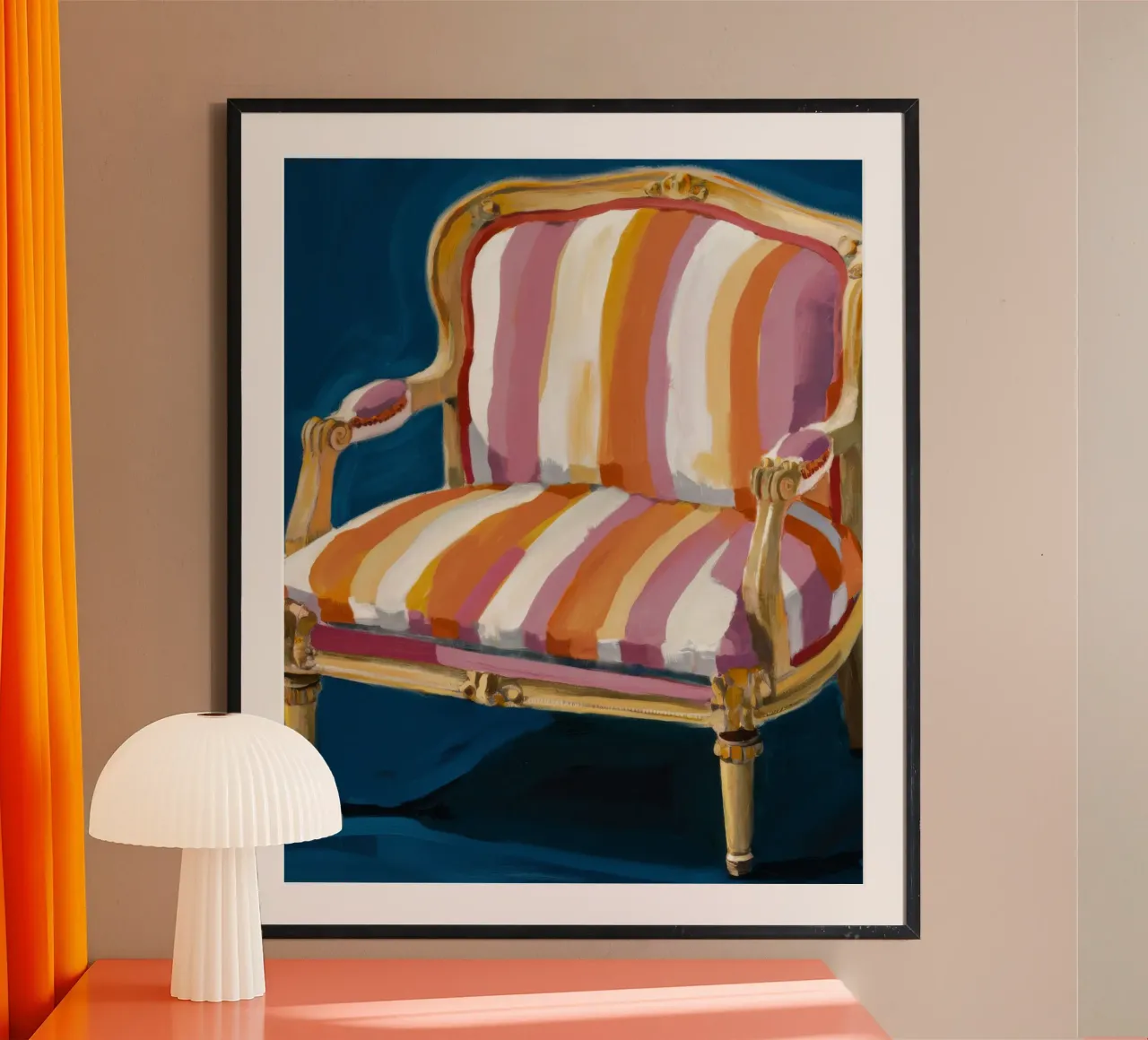 Eleganza Bergere a righe poster con telaio in plastica da Tiga Bersama