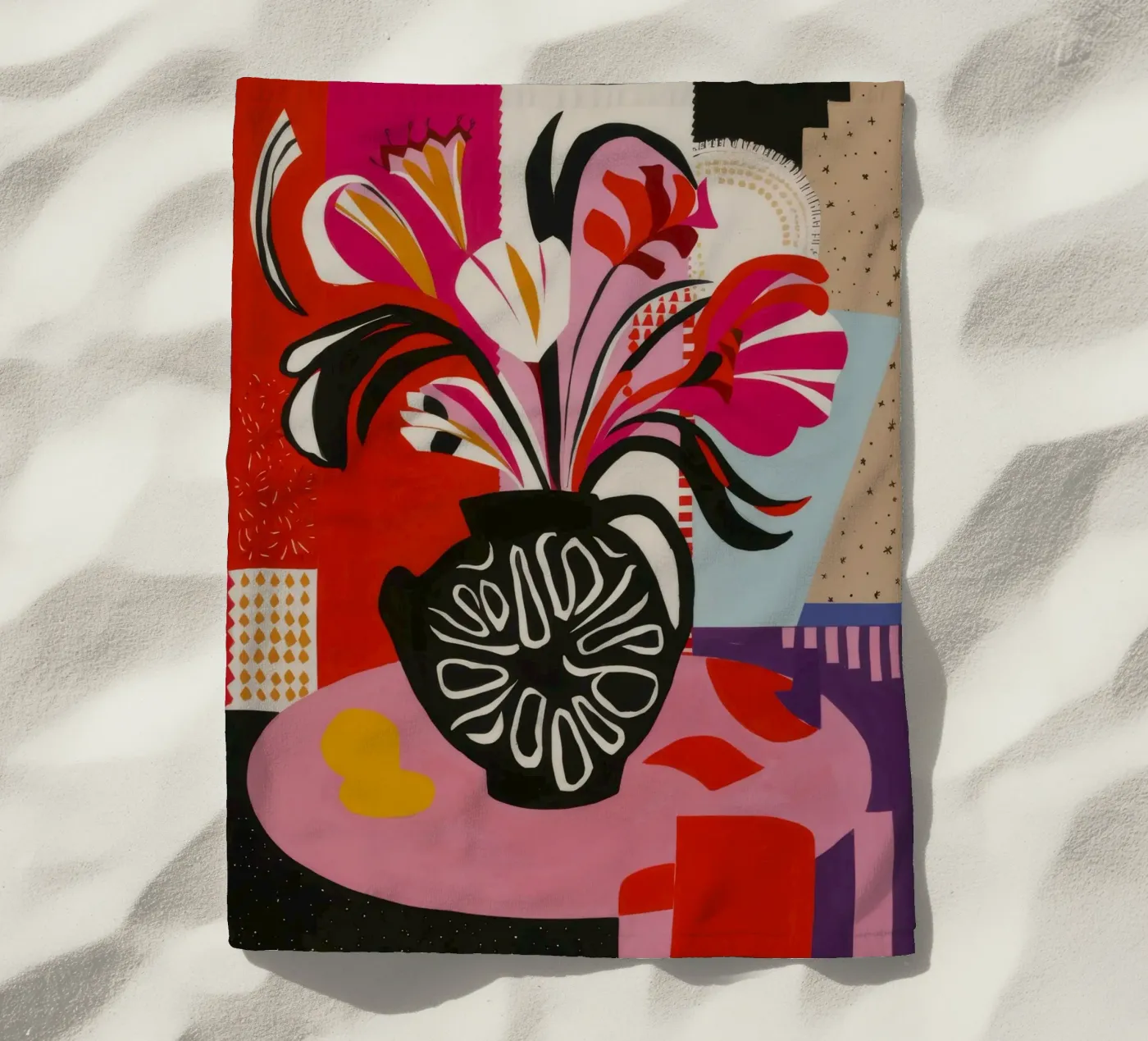 Abstracte bloei expressie strandhanddoek van Fable Tempa