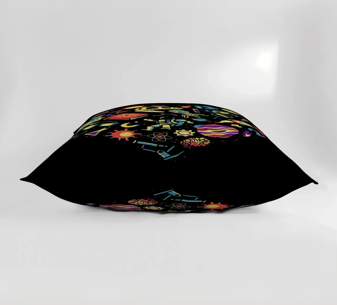 Love Science cuscino da Tobe Fonseca