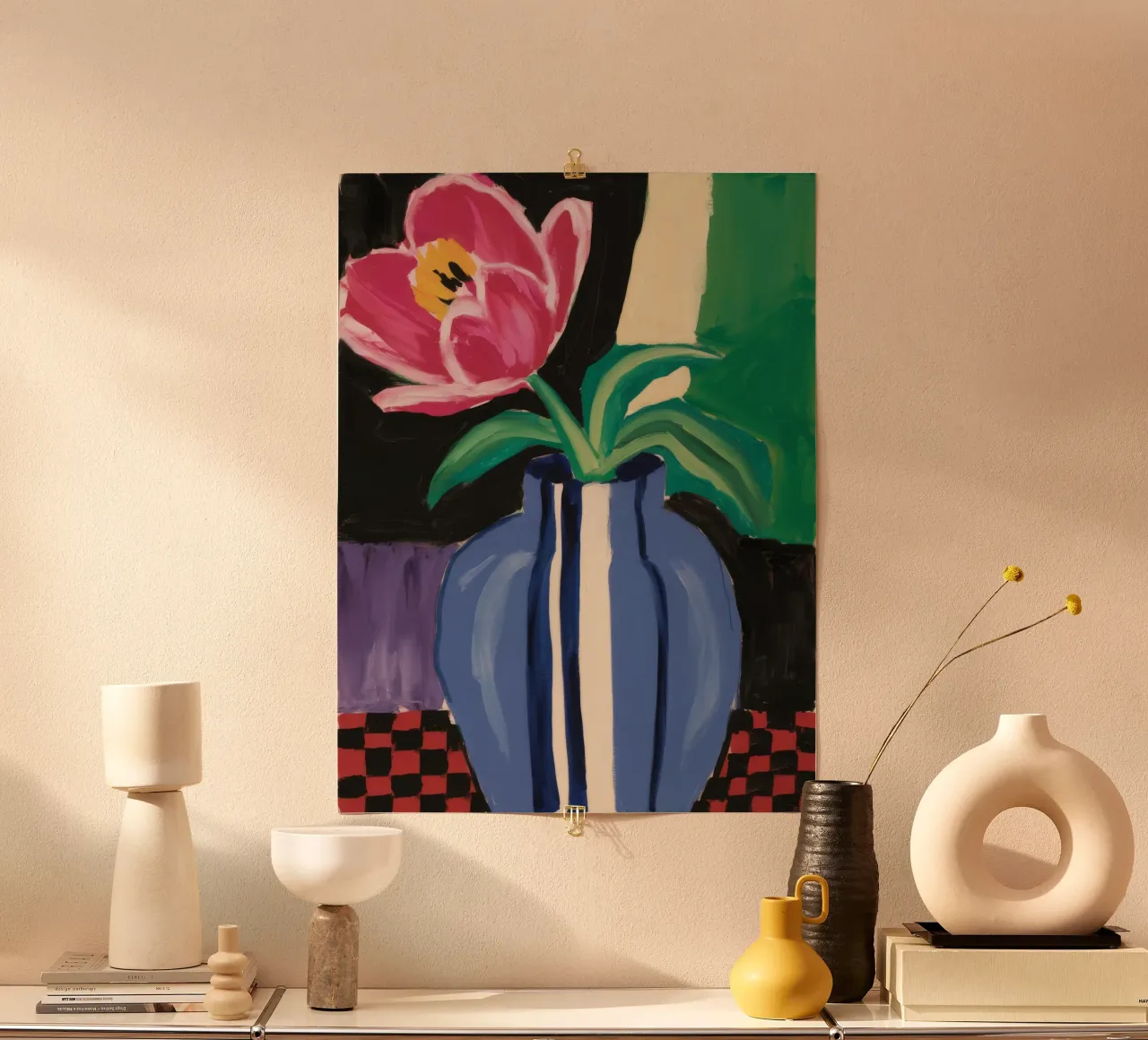 Blaue Vase Rote Tulpe Poster von Pan Denim
