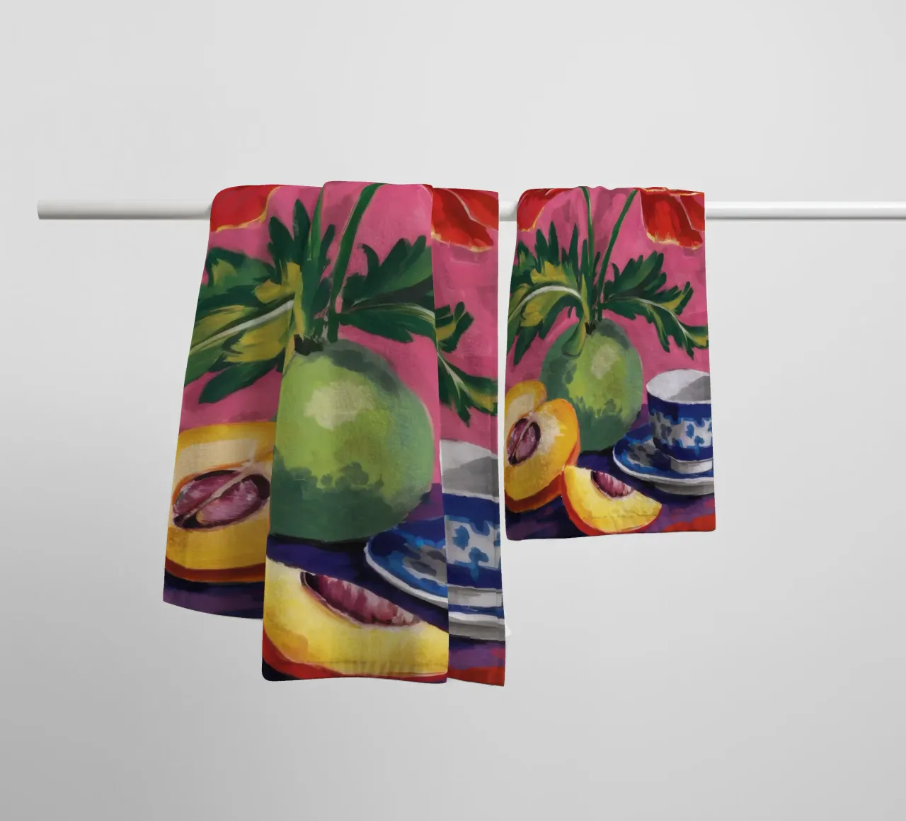 Papavero Teacup Repose asciugamano da bagno da Pan Denim