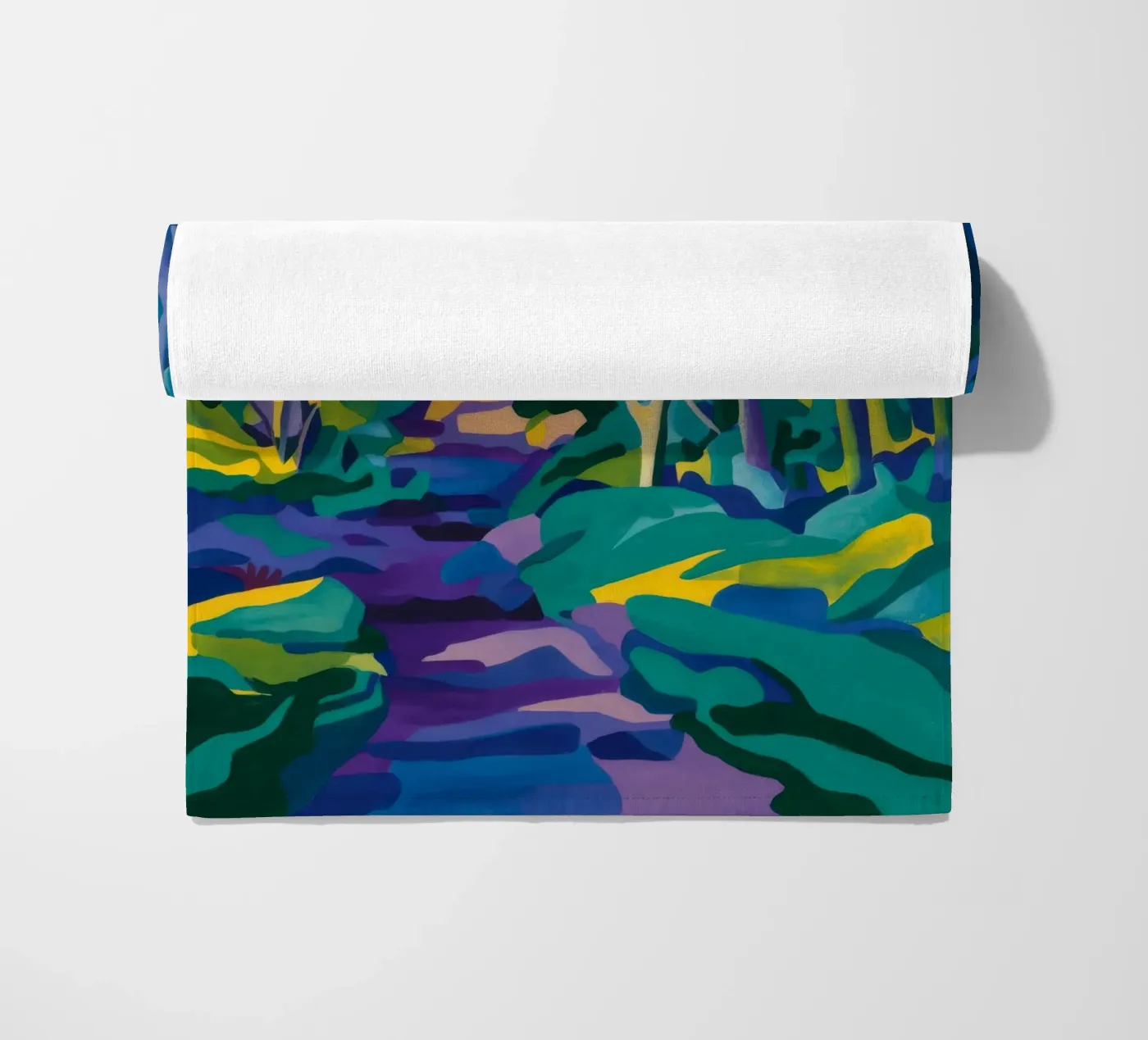 Bosbeekpad strandhanddoek van FadeAura