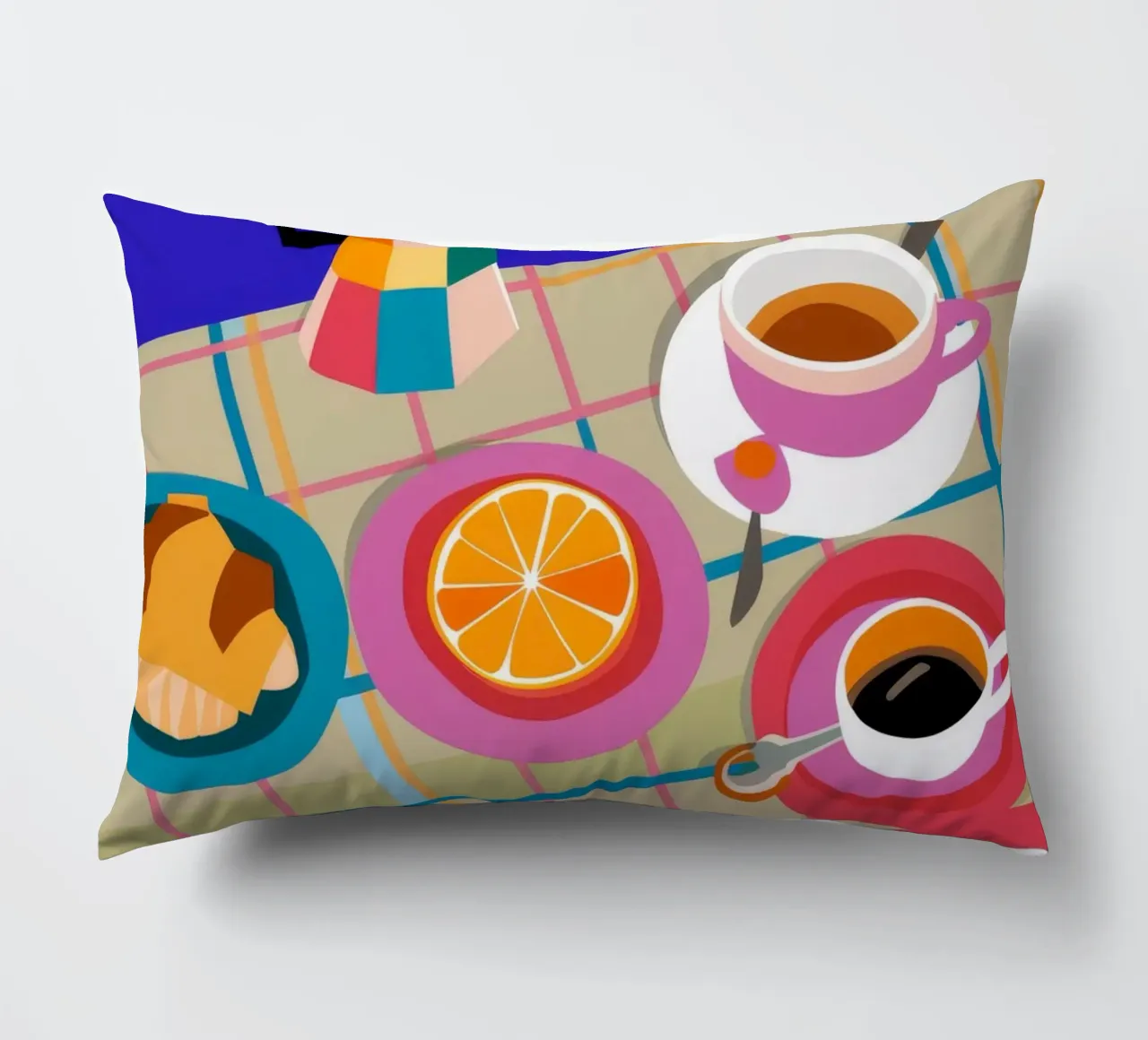 Croissant al caffè del mattino cuscino da Muse Artworks