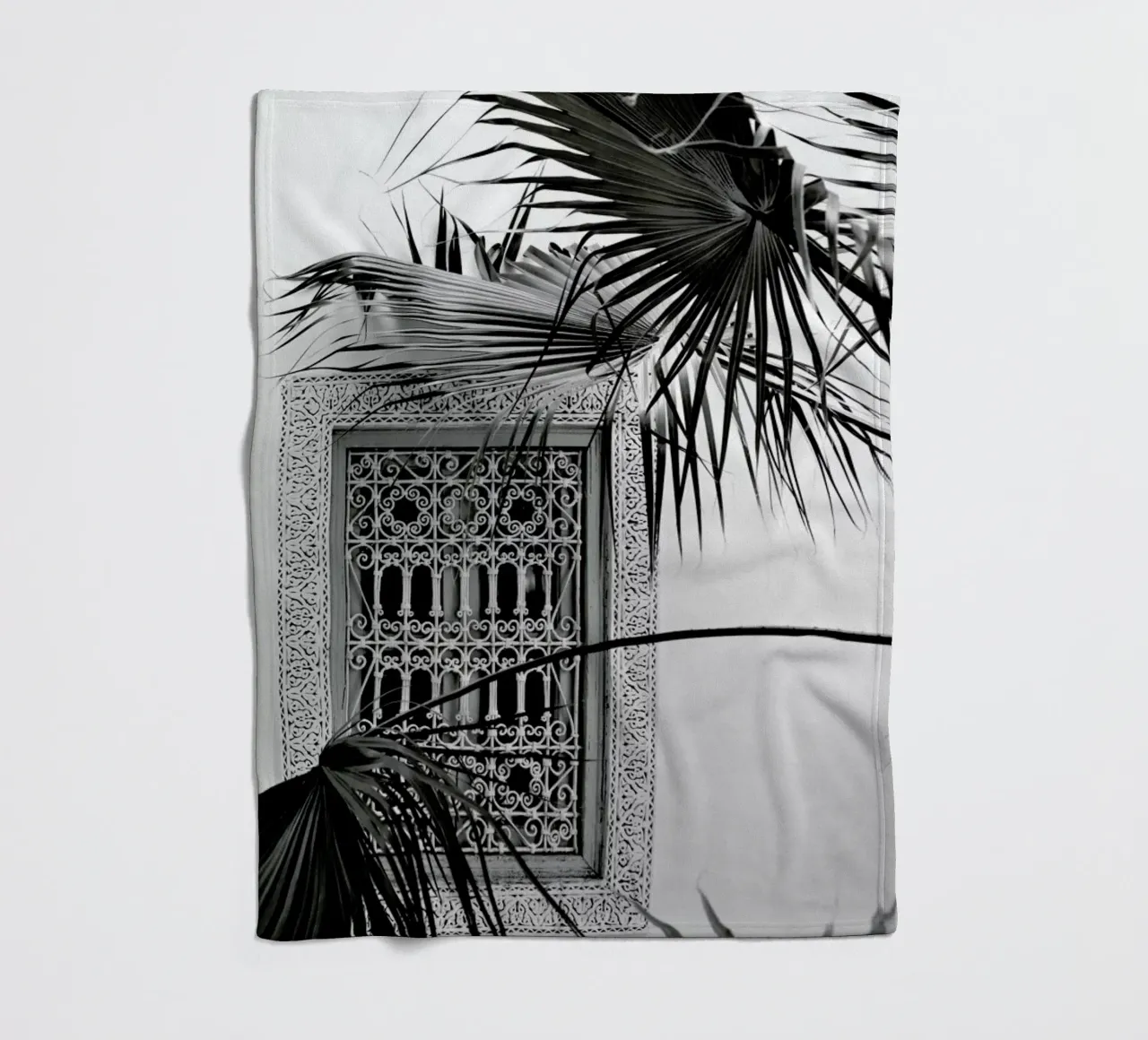 Orient Palms & Garden Dreams Black & White Edition coperta in pile da Studio Nahili