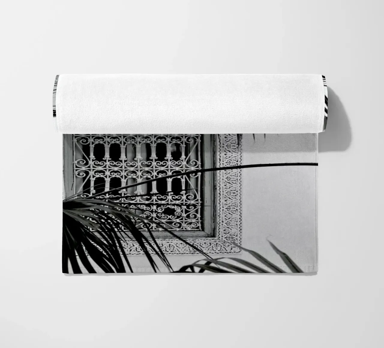 Orient Palms & Garden Dreams Black & White Edition telo mare da Studio Nahili