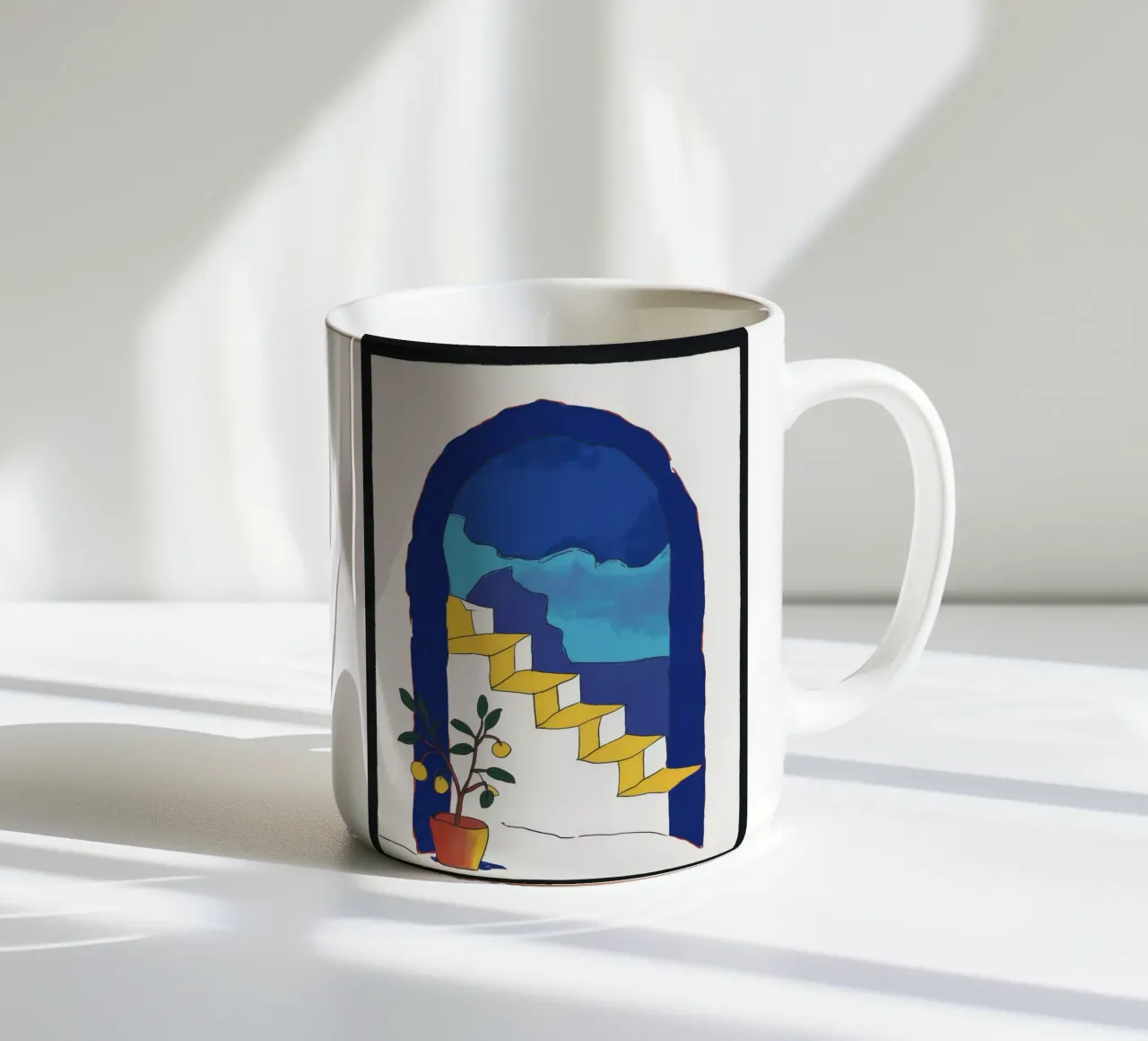 Finestra ad arco Scala tazza in ceramica da Muse Artworks