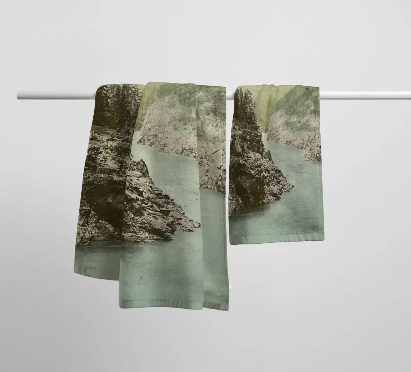 Antigravity towel by Florent Bodart