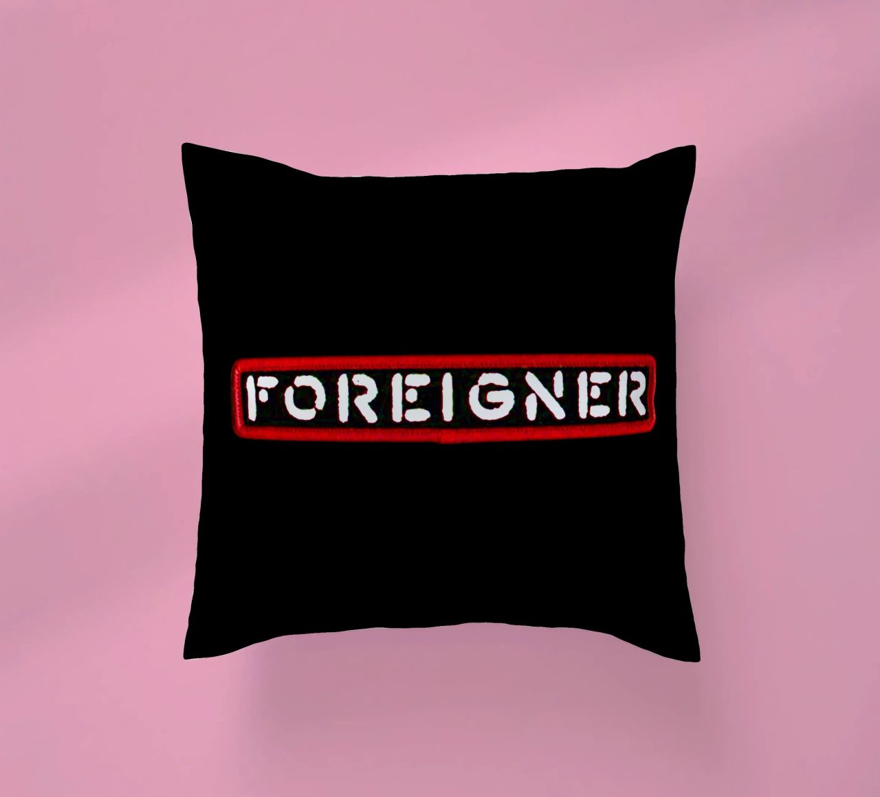 Foreigner - Border Effect cuscino da Tara Bergener