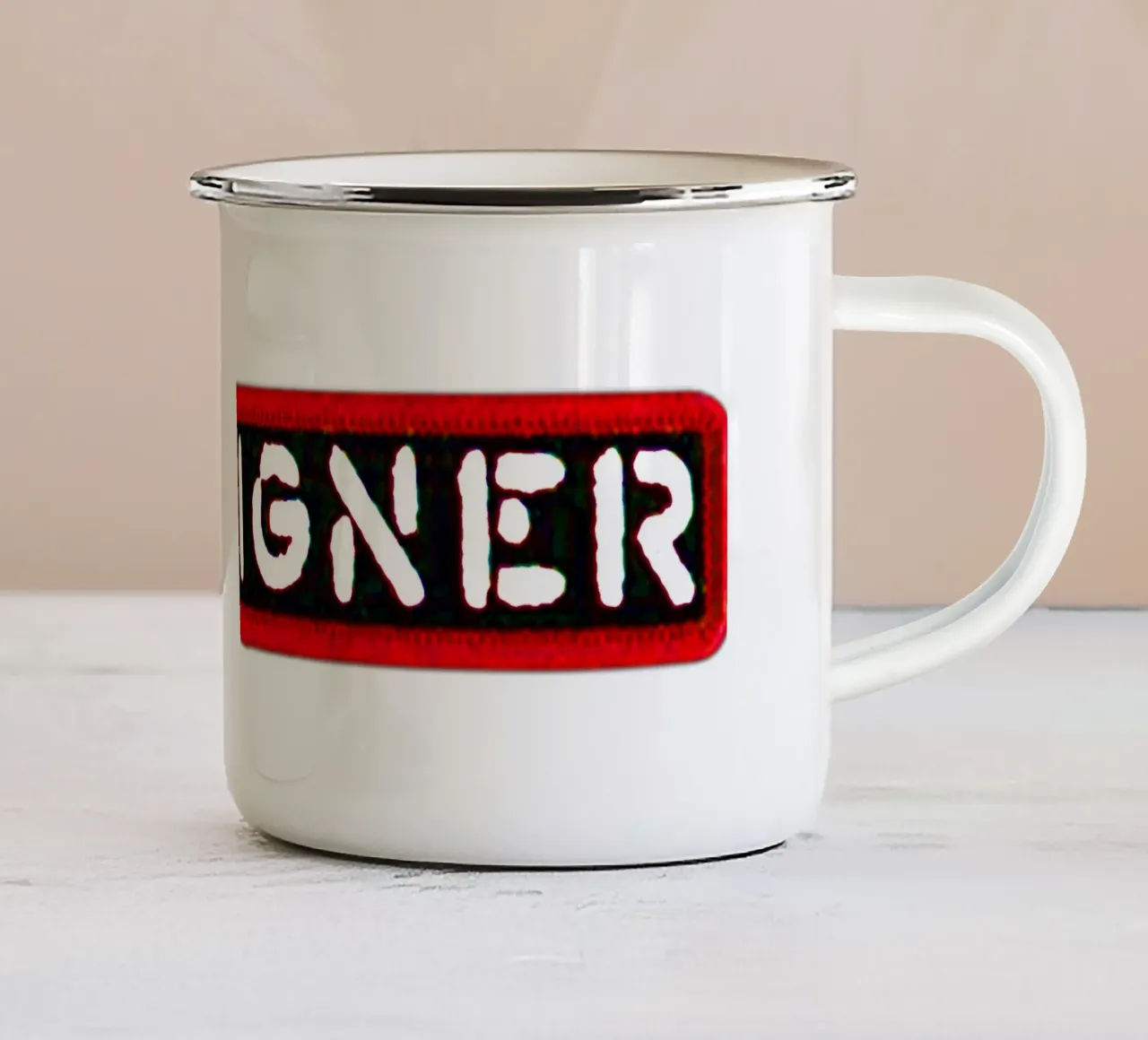 Foreigner - Border Effect Emaille Tasse von Tara Bergener