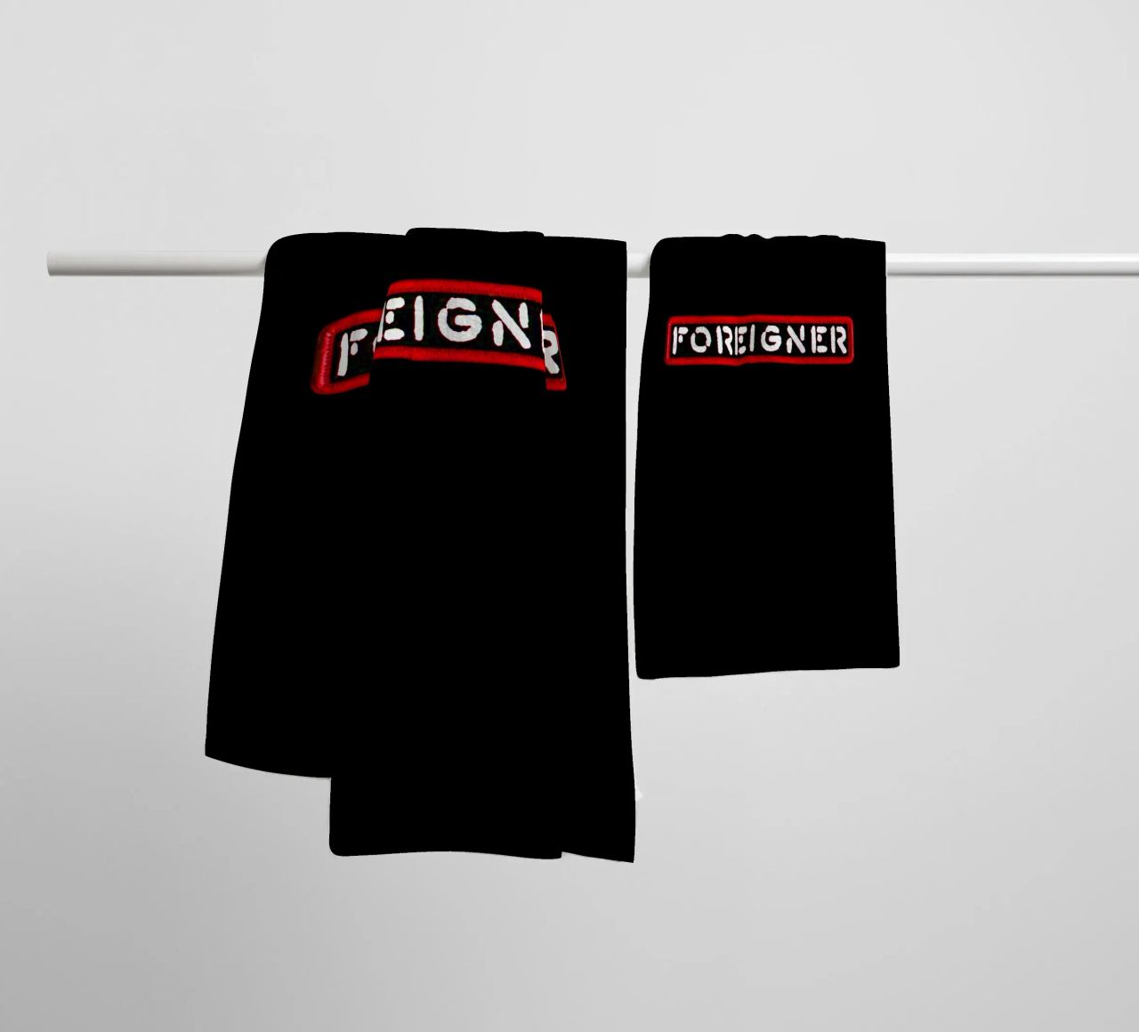 Foreigner - Border Effect asciugamano da bagno da Tara Bergener