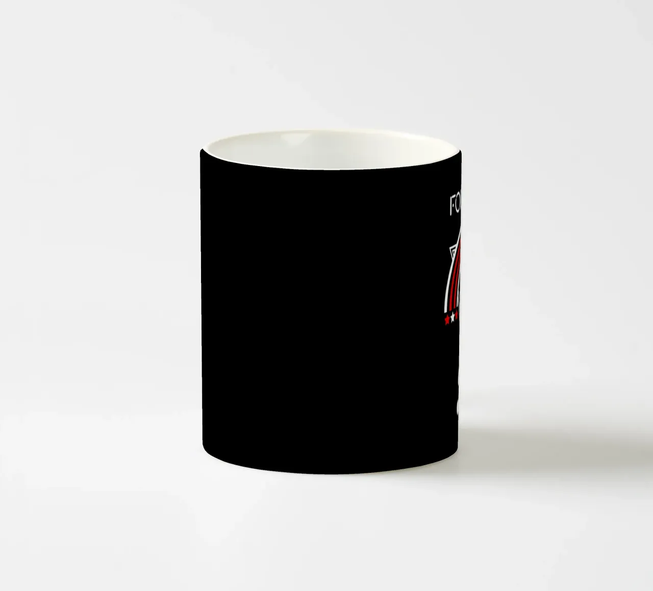 Foreigner - Rainbow Red And White tazza in ceramica da Tara Bergener