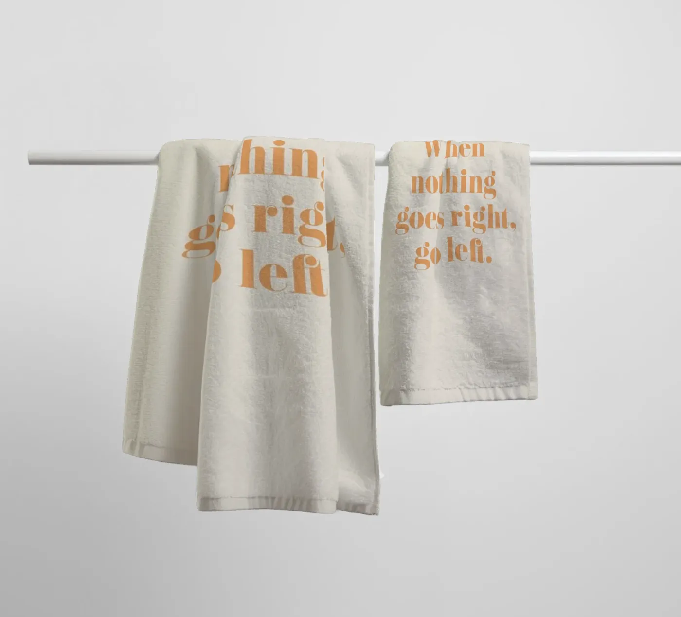 Go Left badhanddoek van Ayleen