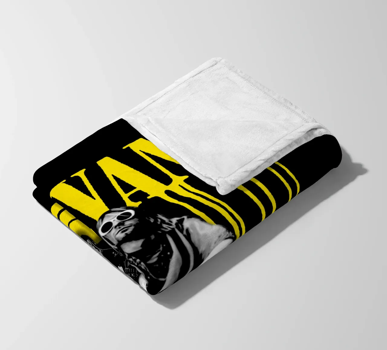 Dlewer Style - Kurt Cobain fleece blanket by https://www.juniqe.com/uk/shop/Henndraws