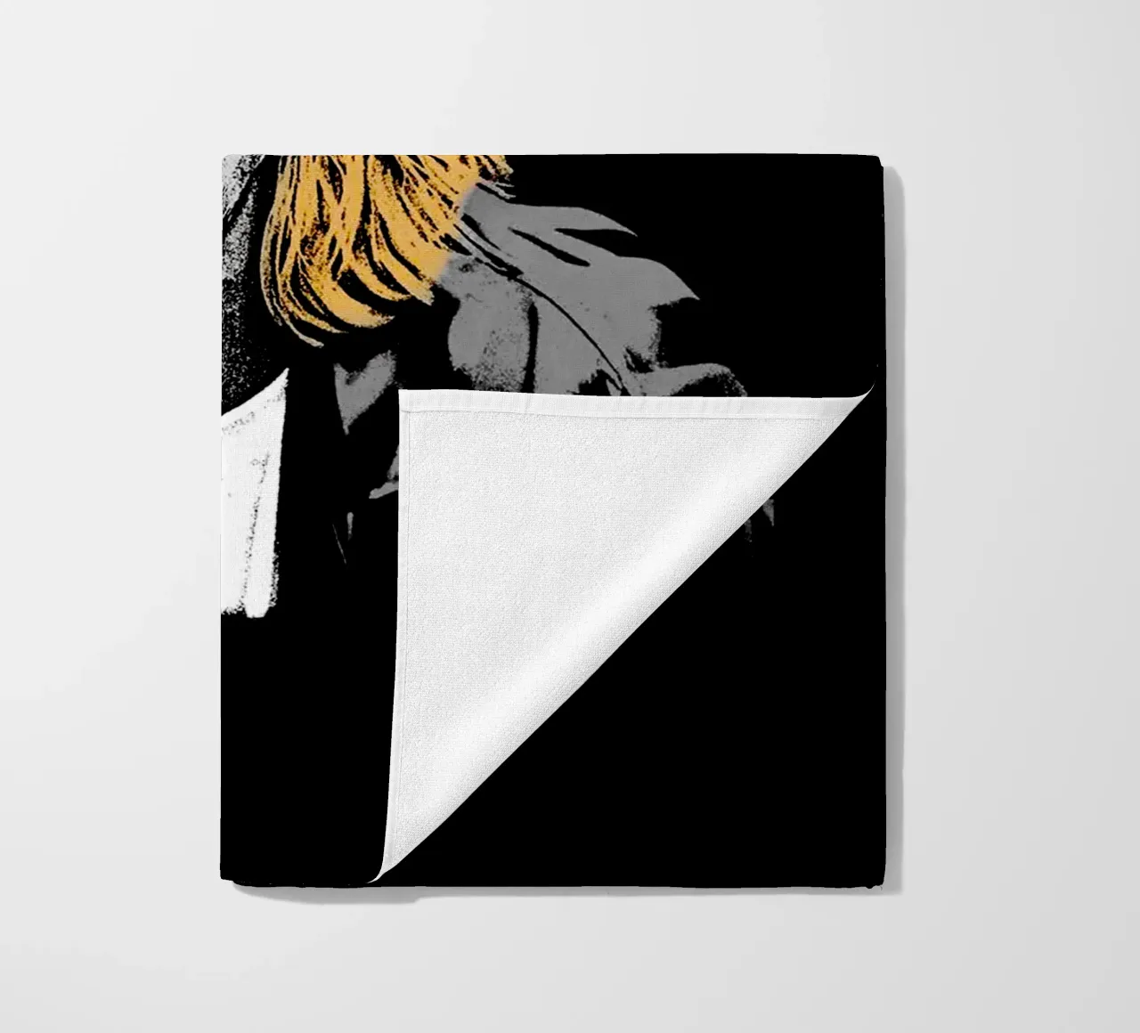 Pop Art Kurt Cobain telo mare da https://www.juniqe.com/uk/shop/Henndraws