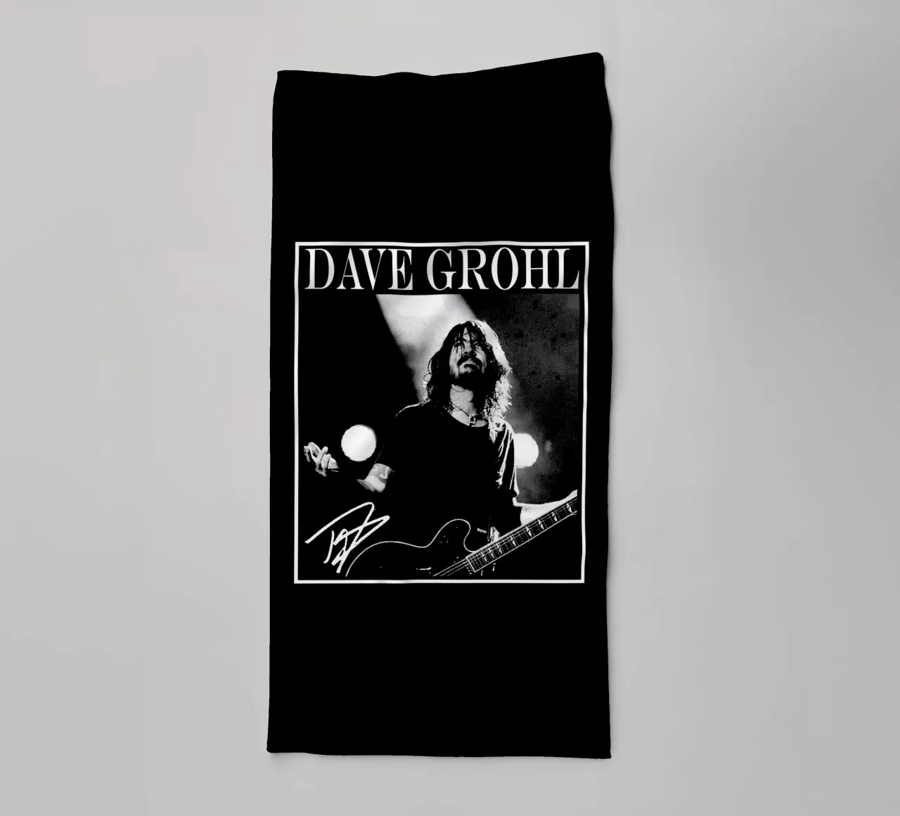 Pop Art Dave Grohl asciugamano da bagno da https://www.juniqe.com/uk/shop/Henndraws