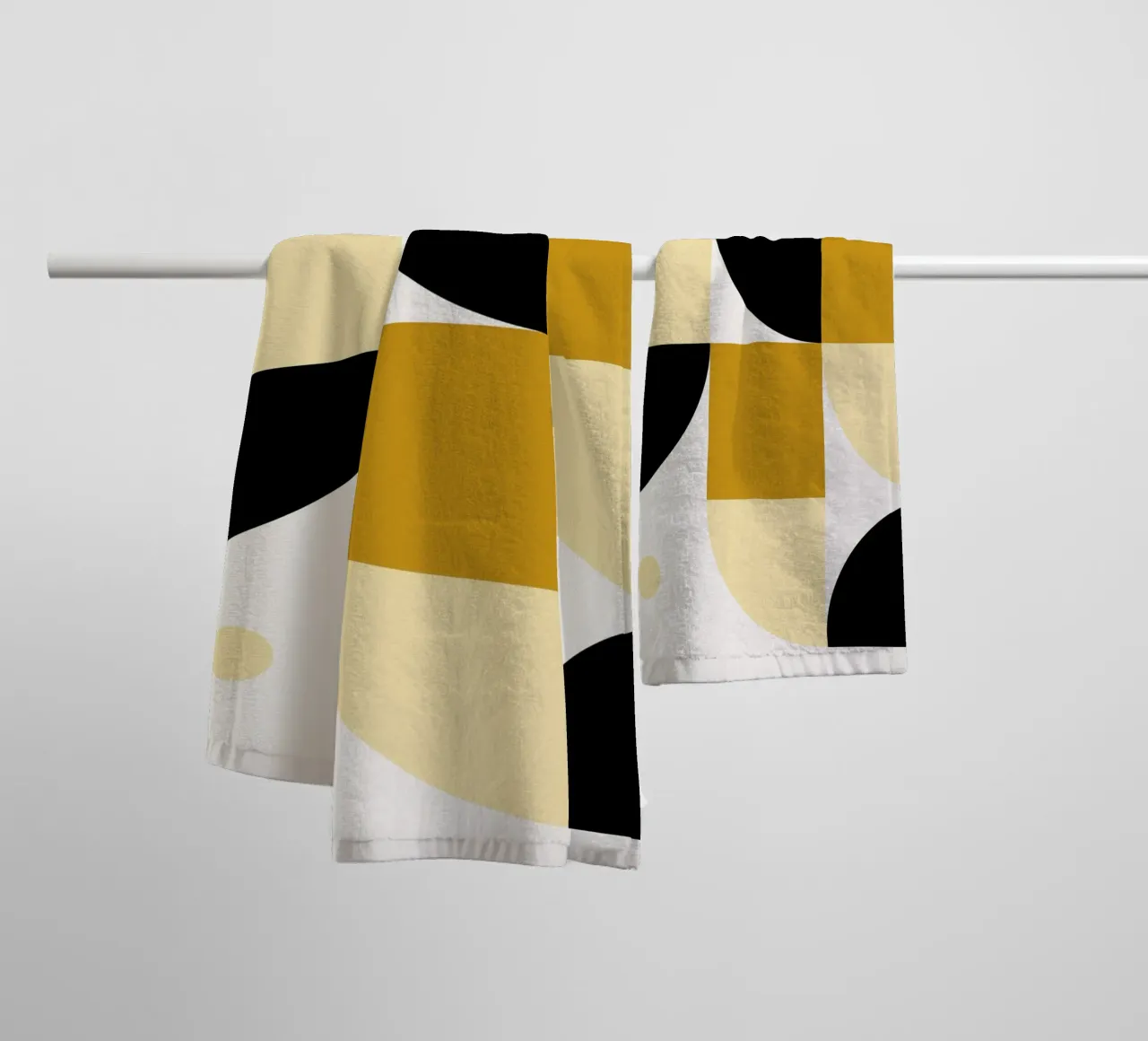 Forme Bauhaus - Poster di design geometrico asciugamano da bagno da Casa Calm