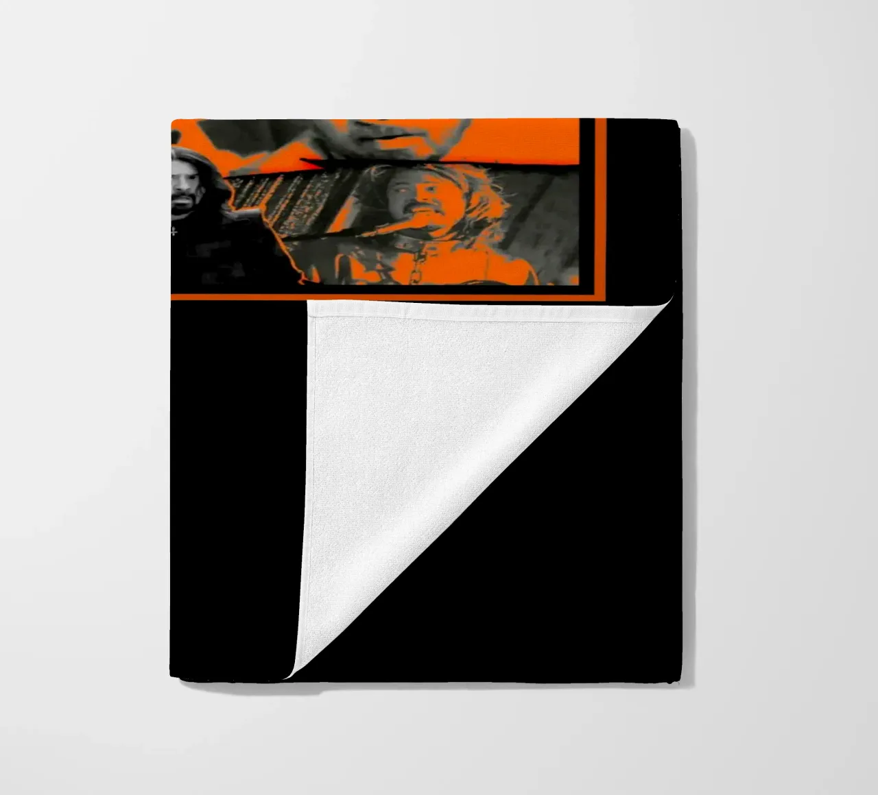 Stile Grunge Dave Grohl telo mare da https://www.juniqe.com/uk/shop/Henndraws