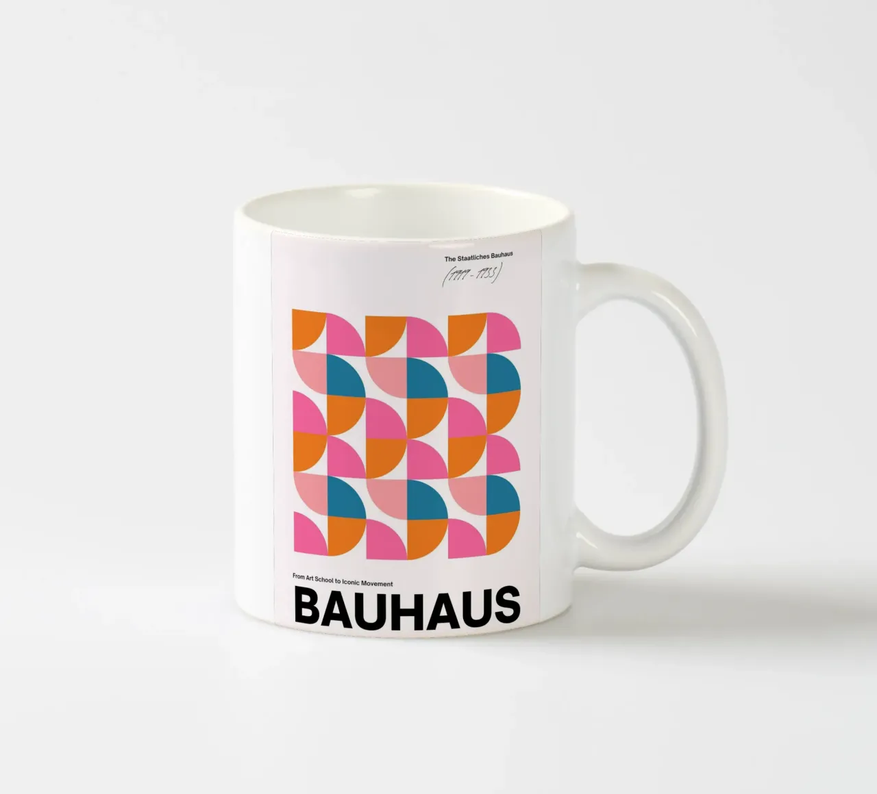 Poster Bauhaus - Géométrie & couleurs rétro mug en céramique de Casa Calm