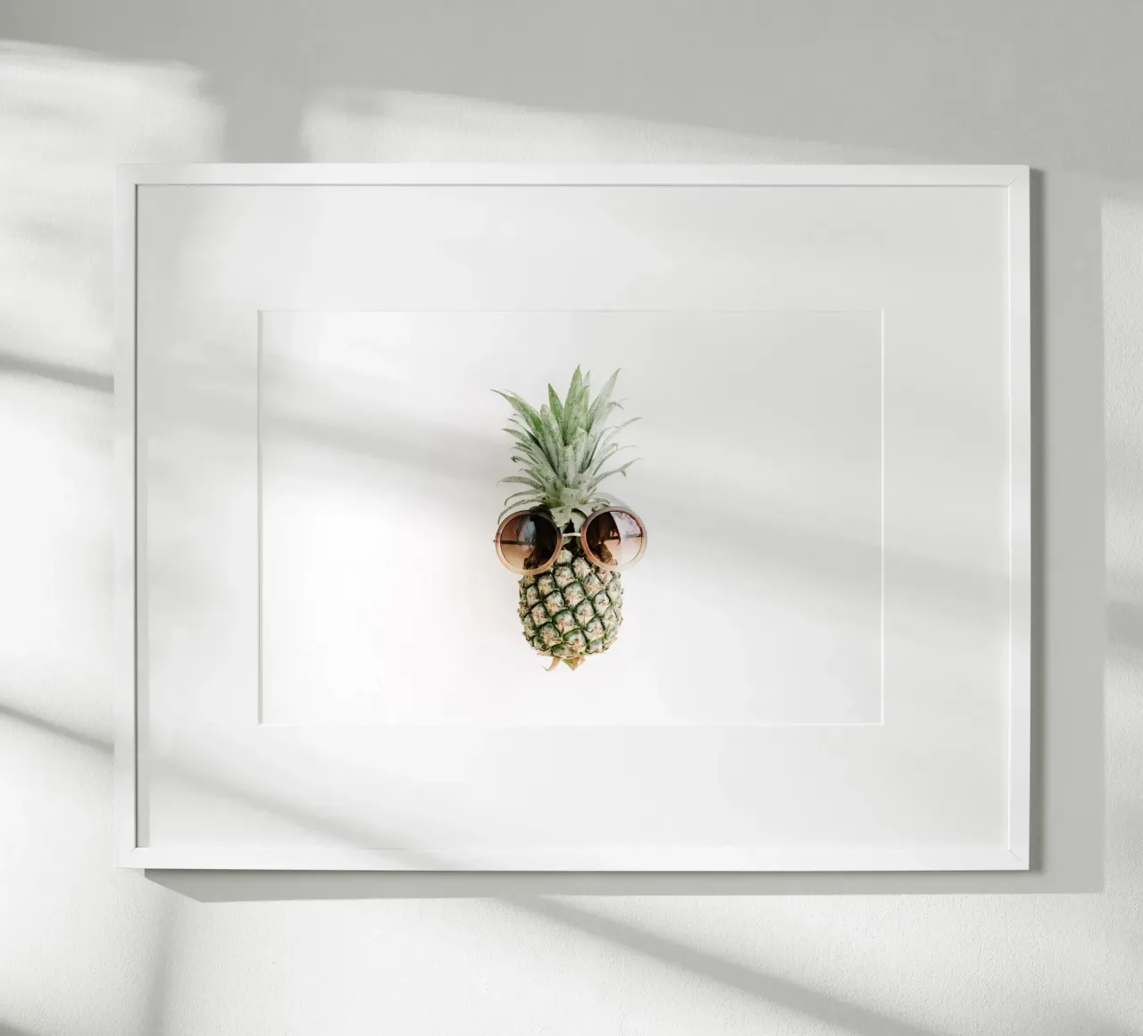 Minimalismo tropicale poster con telaio in legno da PhotoVibe Decor