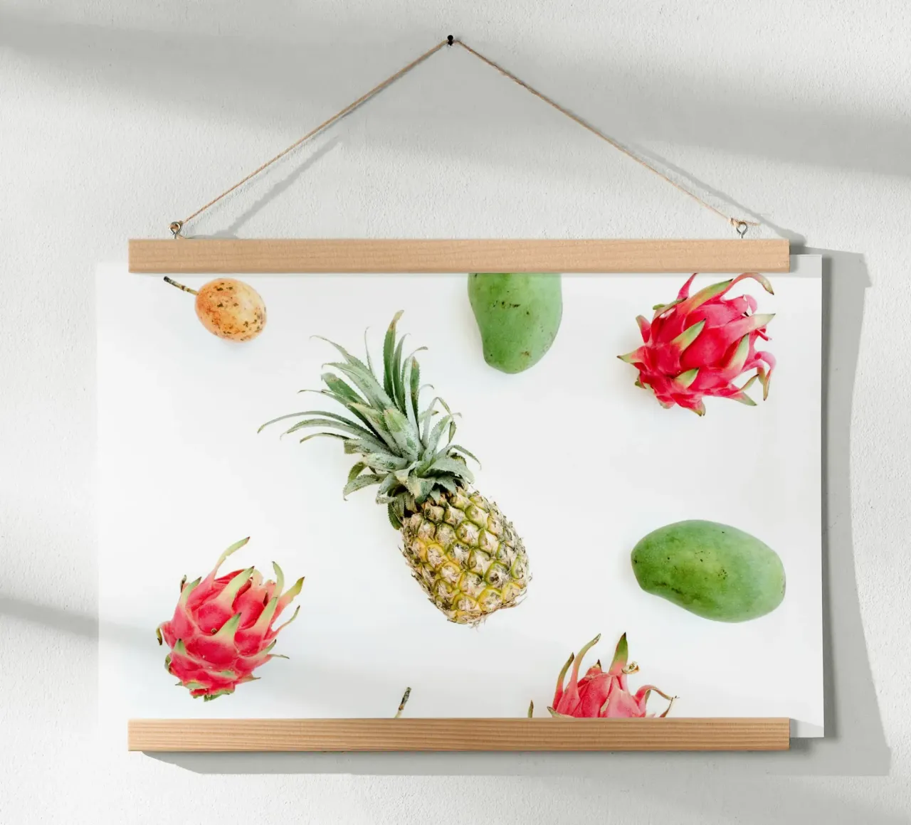 Minimalismo tropicale poster con telaio in plastica da PhotoVibe Decor