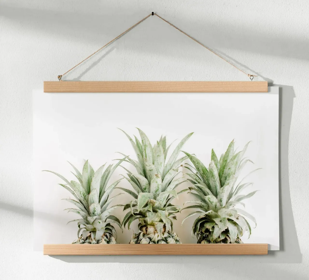 Minimalismo tropicale poster con telaio in plastica da PhotoVibe Decor