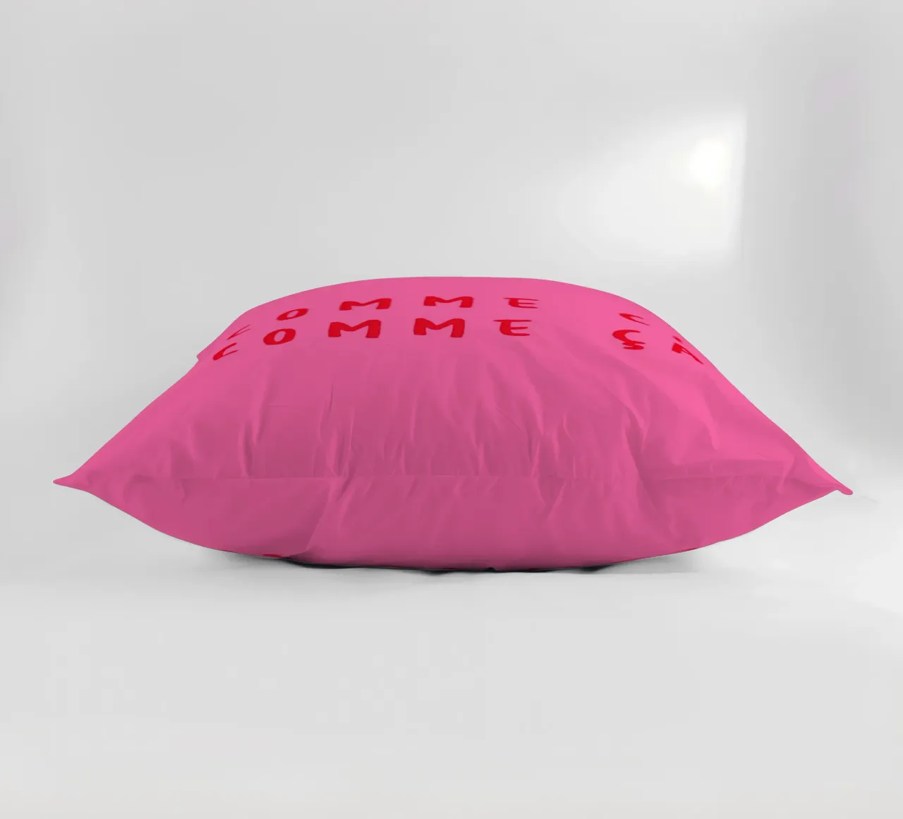 comme ci. comme ça. cuscino da FRICKE DESIGN