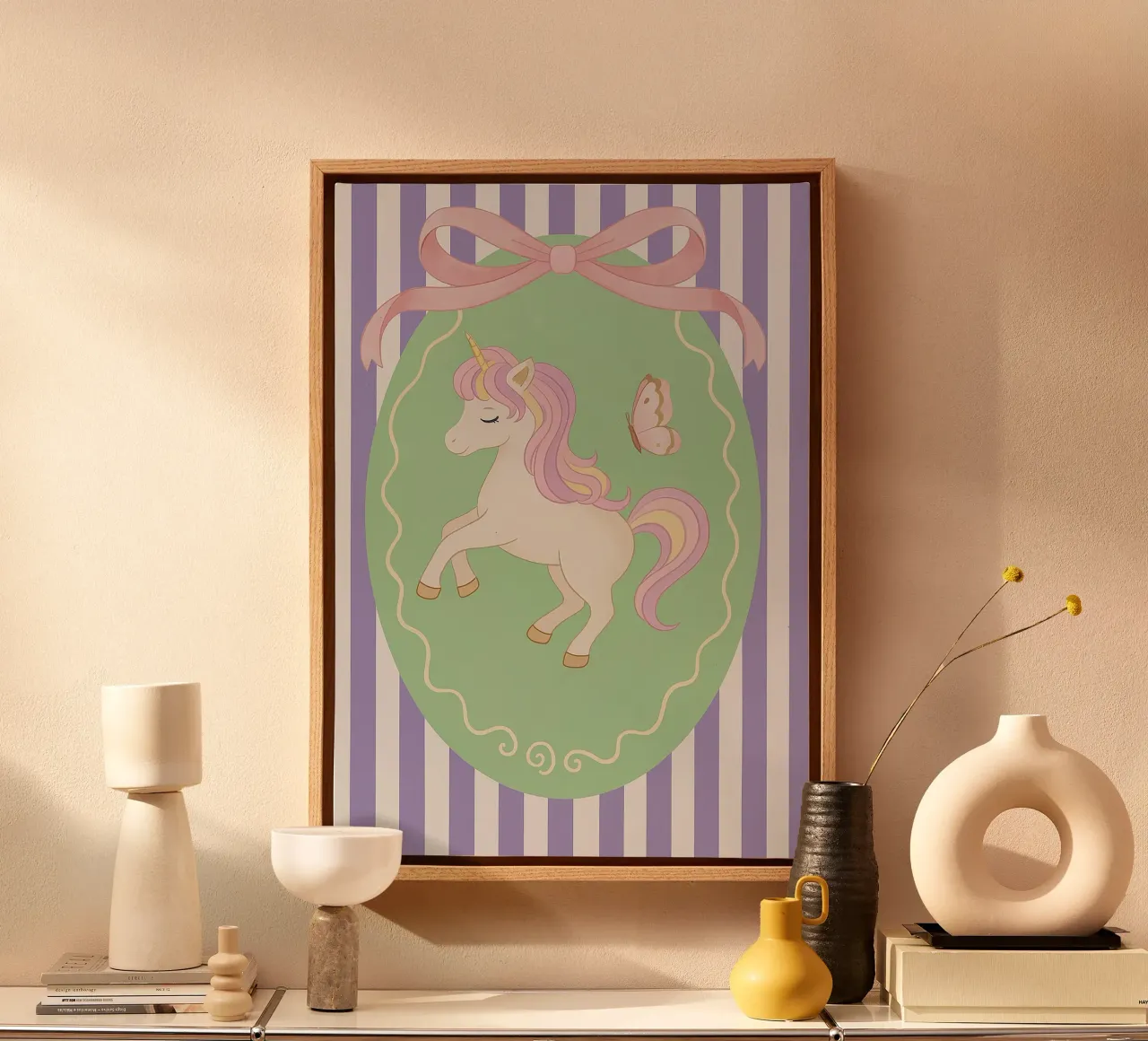 Unicorn and Butterfly tela con Cornice a cassetta da Attaboy Dsgn
