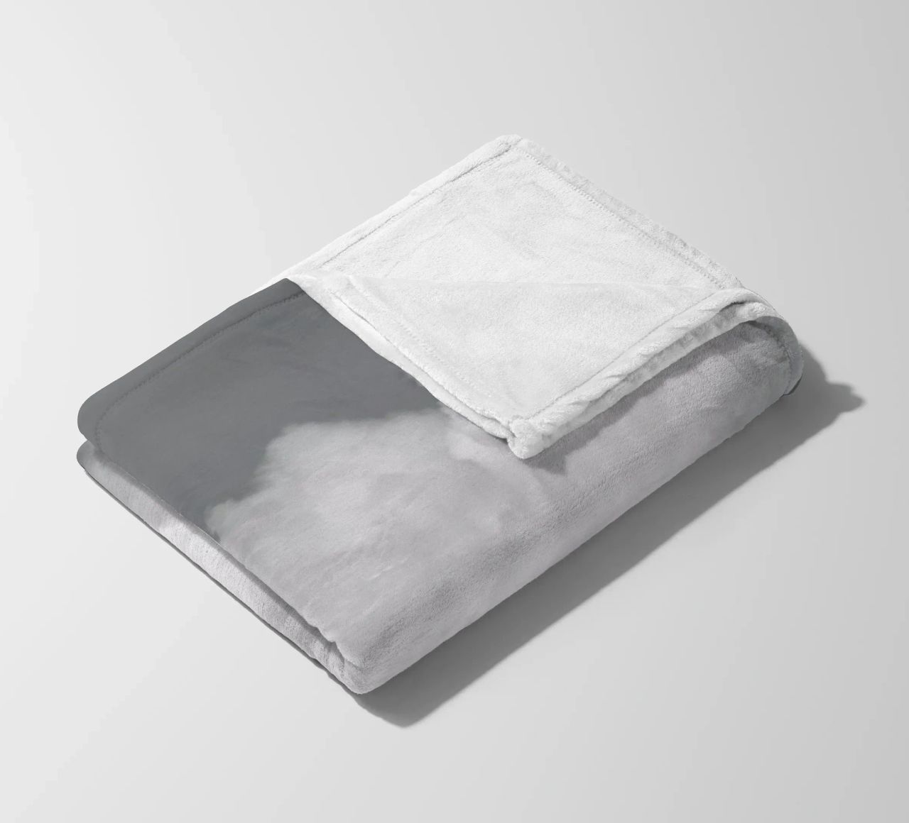 Minimal But Bold Clouds coperta in pile da Studio Nahili