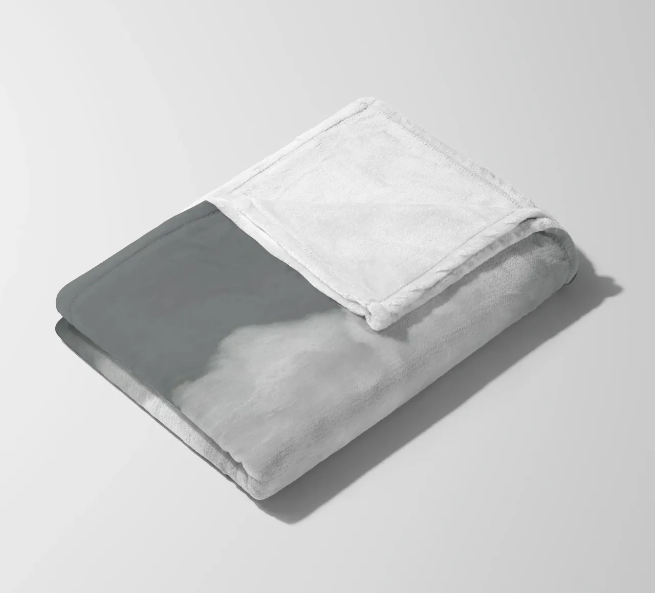 Minimal But Bold Clouds coperta in pile da Studio Nahili