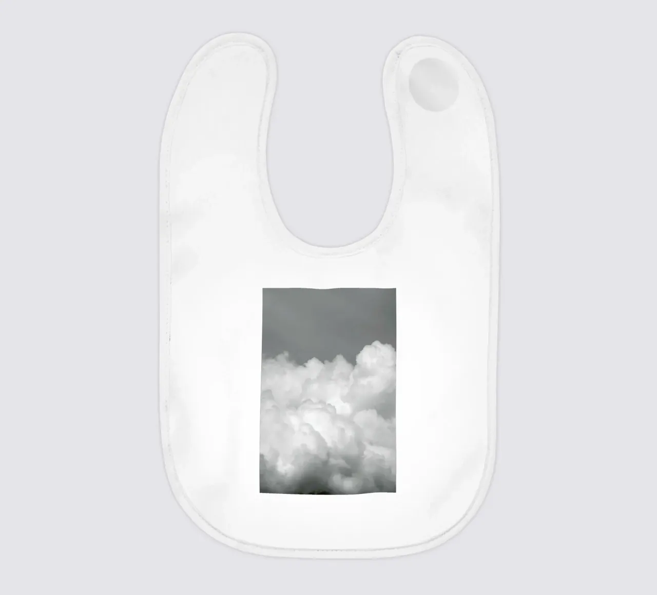 Minimal But Bold Clouds bavaglino da Studio Nahili