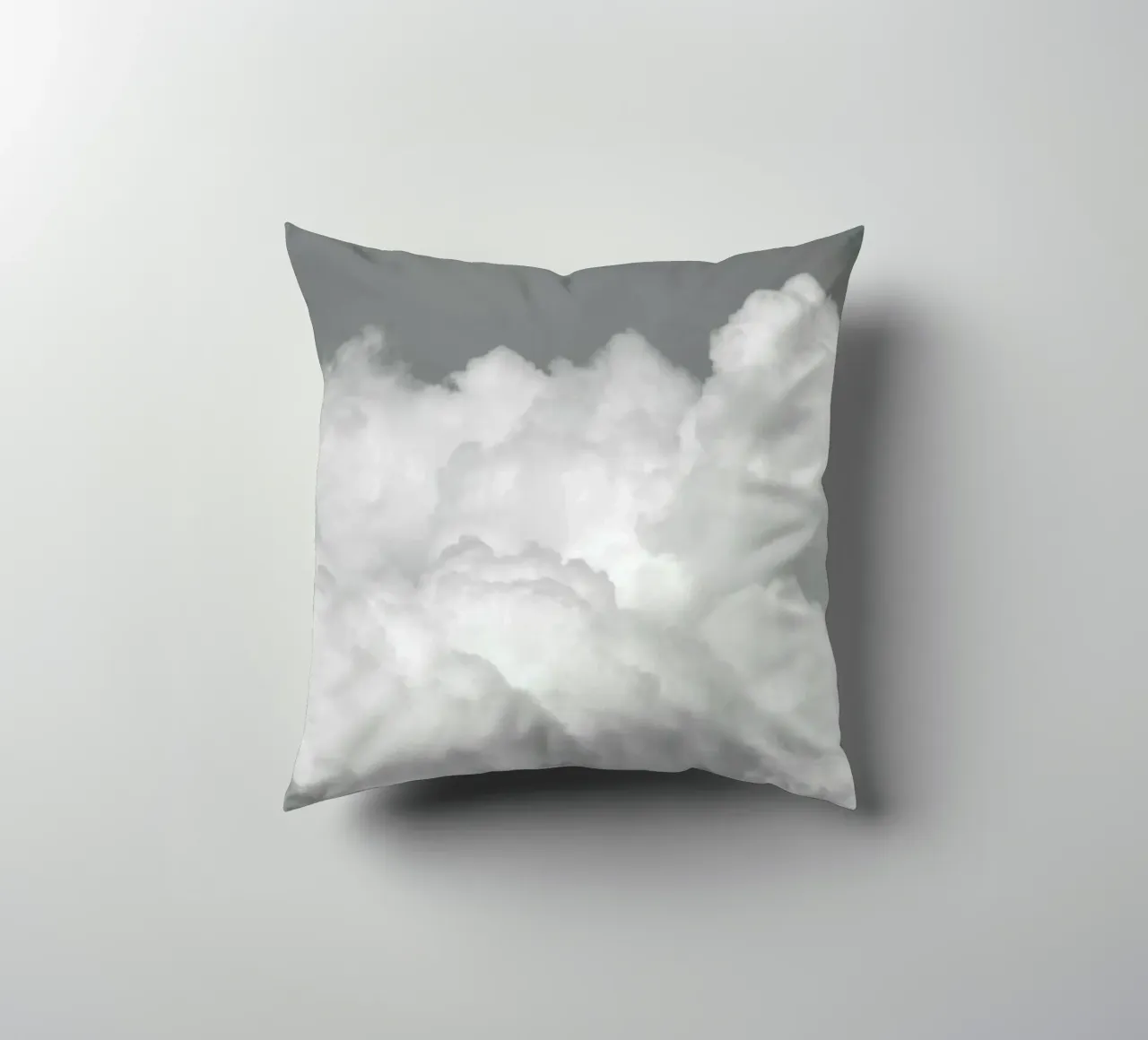 Minimal But Bold Clouds cuscino da Studio Nahili