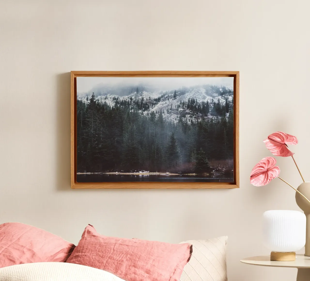 Das Flüstern der Wälder Leinwand mit Schattenfugenrahmen von PhotoVibe Decor