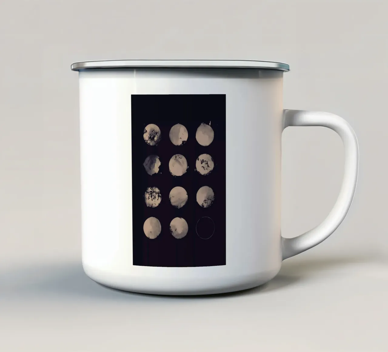 Twelve Moons tazza in smalto da Florent Bodart