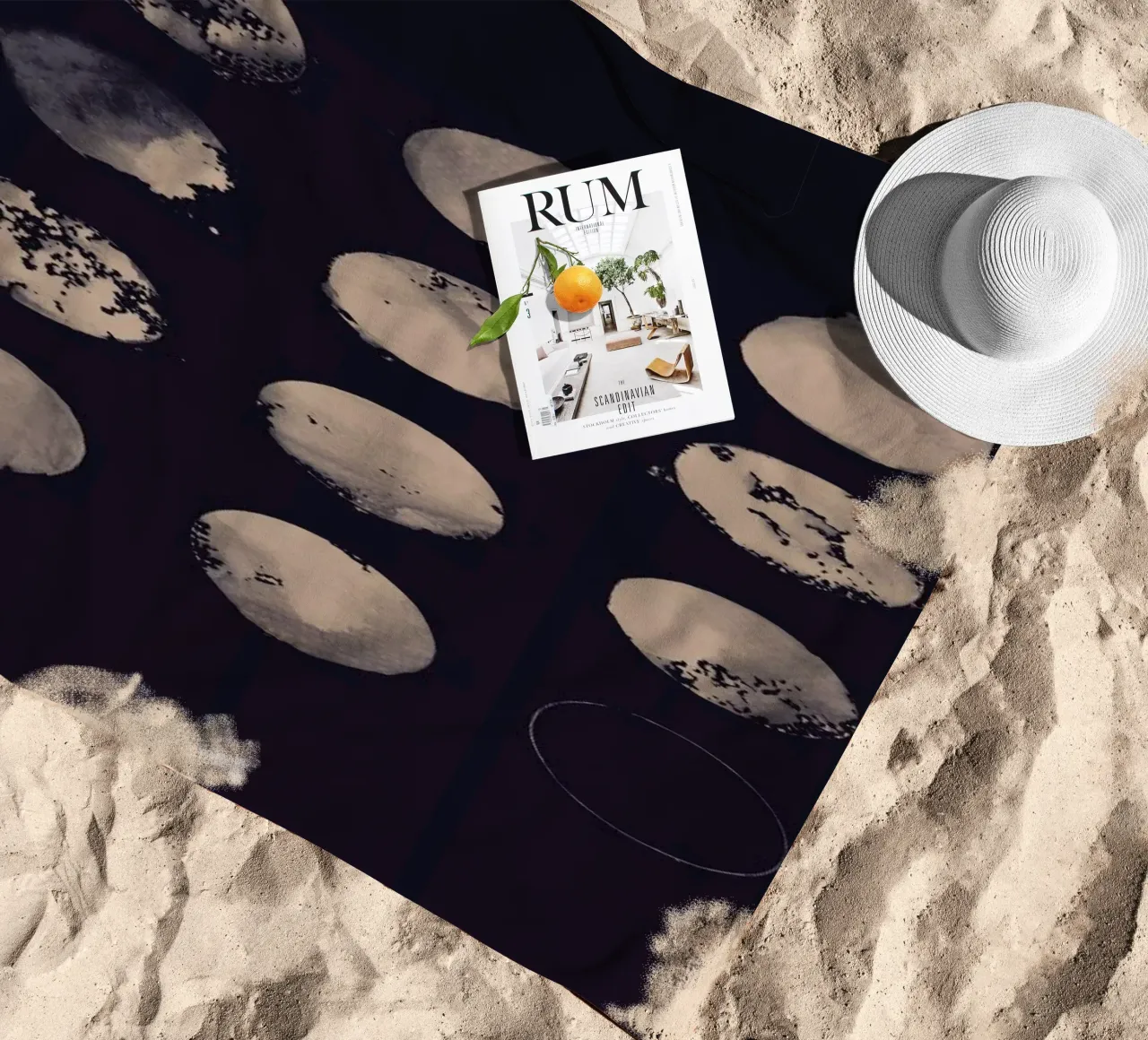 Twelve Moons telo mare da Florent Bodart